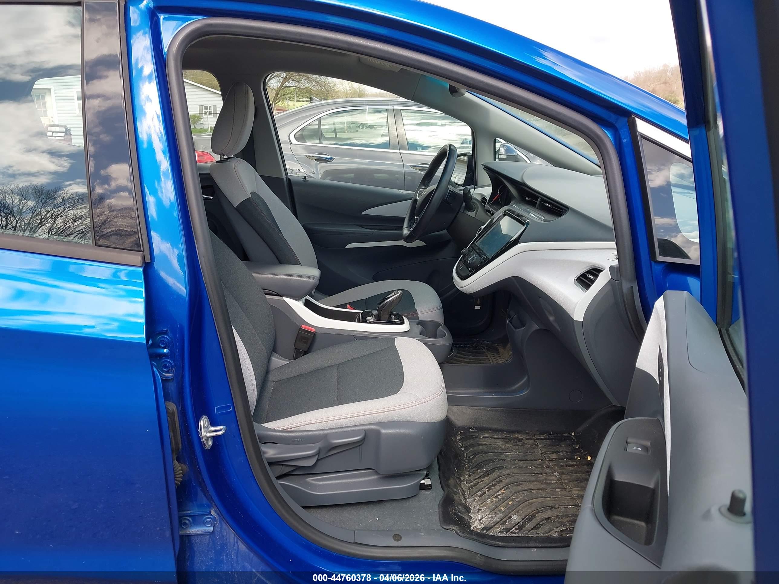 CHEVROLET BOLT image 5