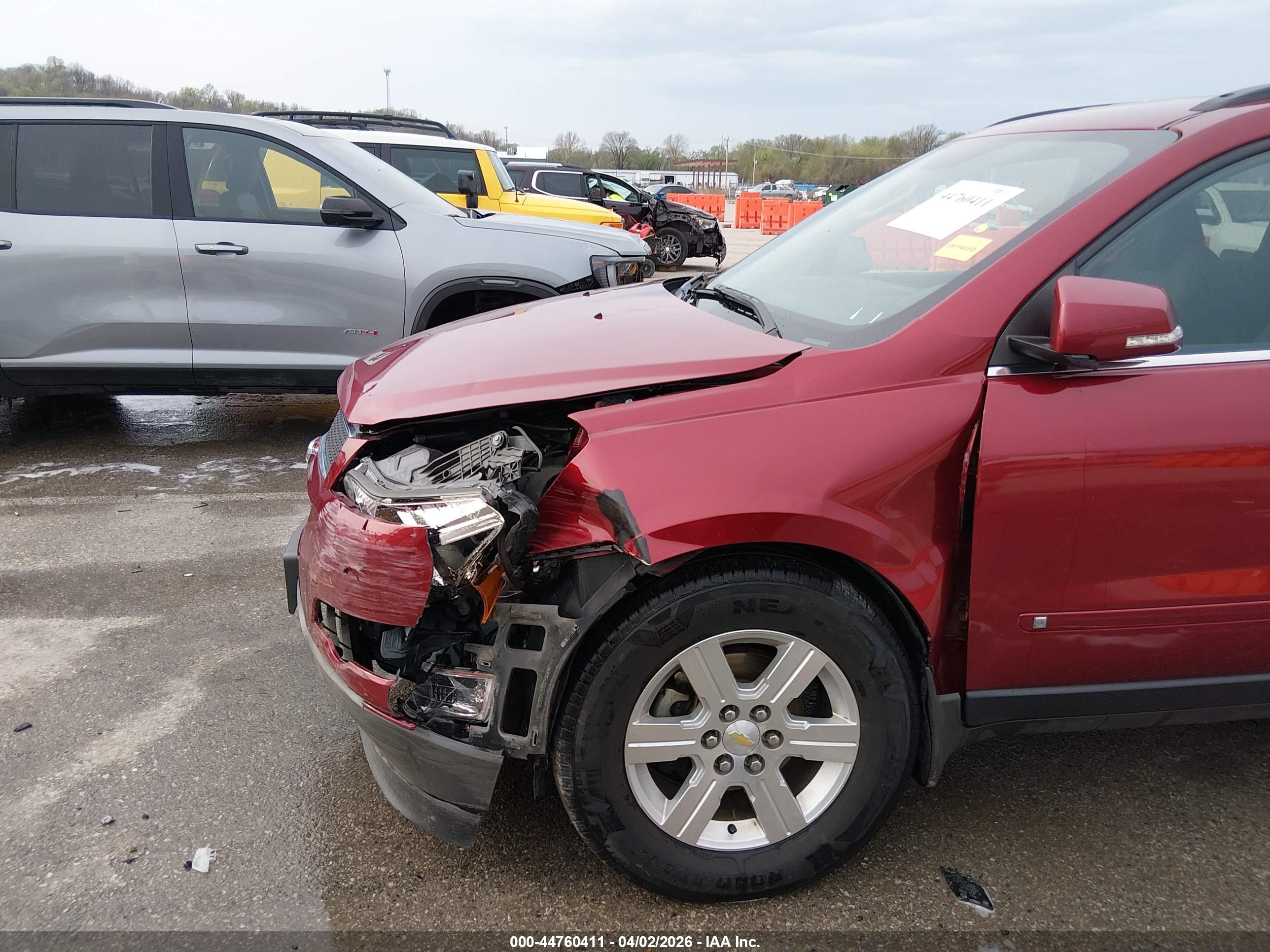 CHEVROLET TRAVERSE image 6