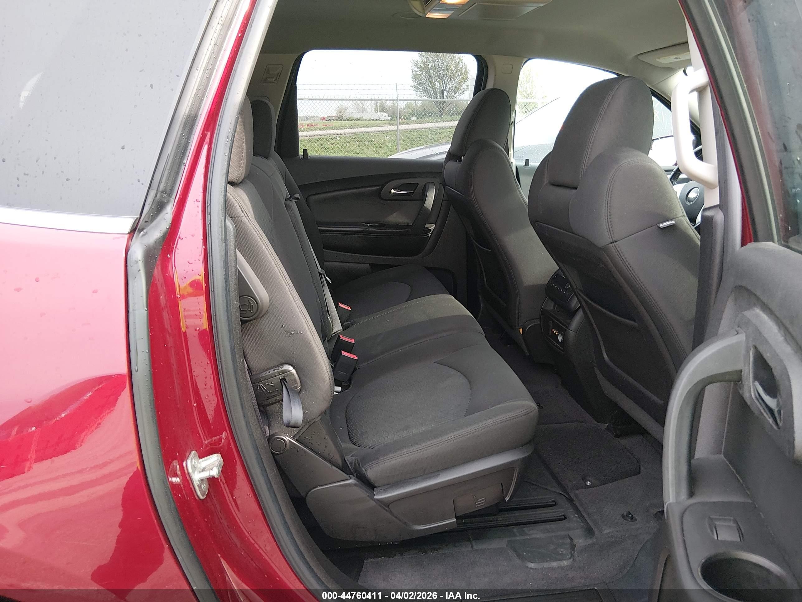 CHEVROLET TRAVERSE image 8