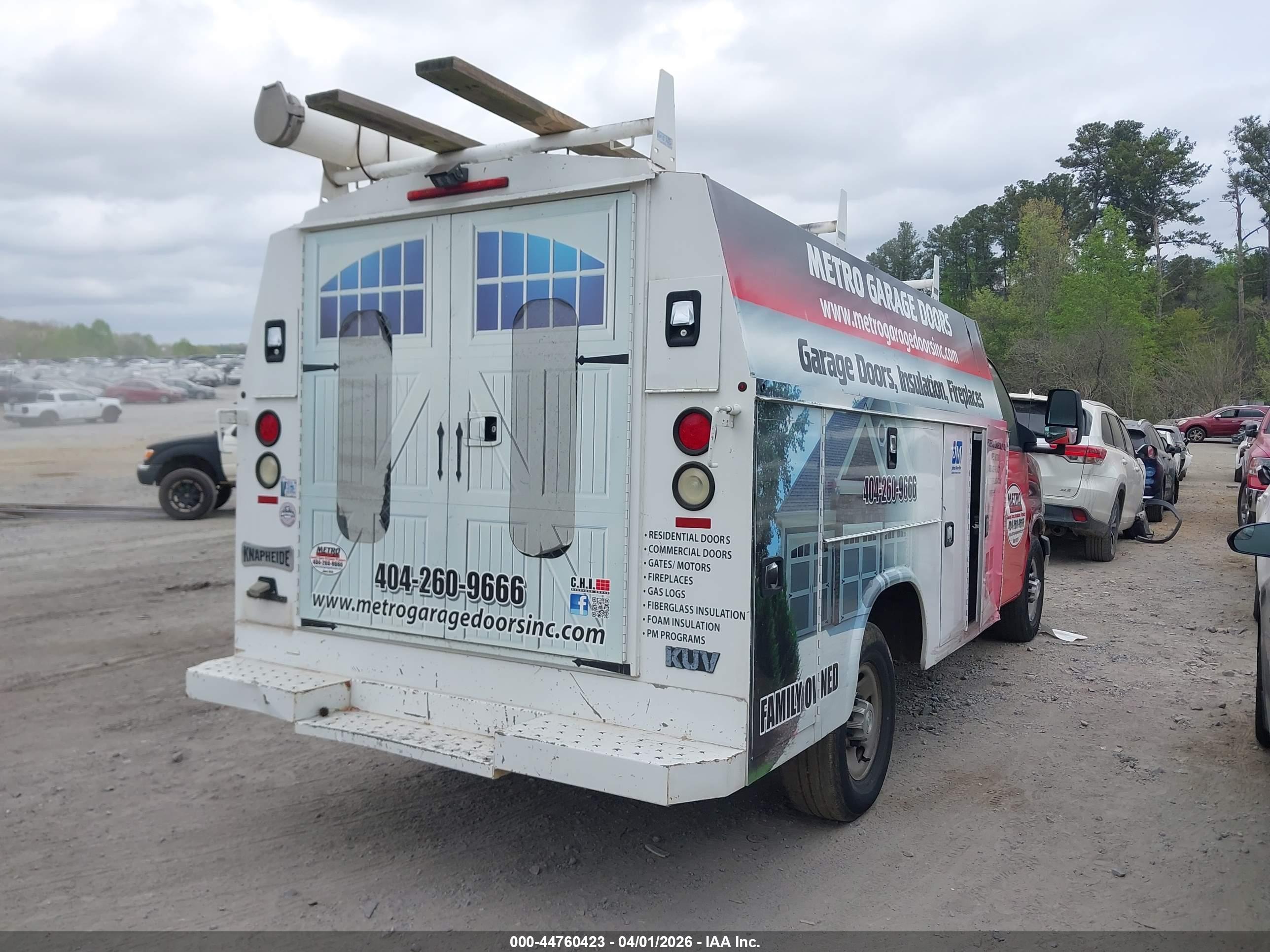 CHEVROLET EXPRESS image 4