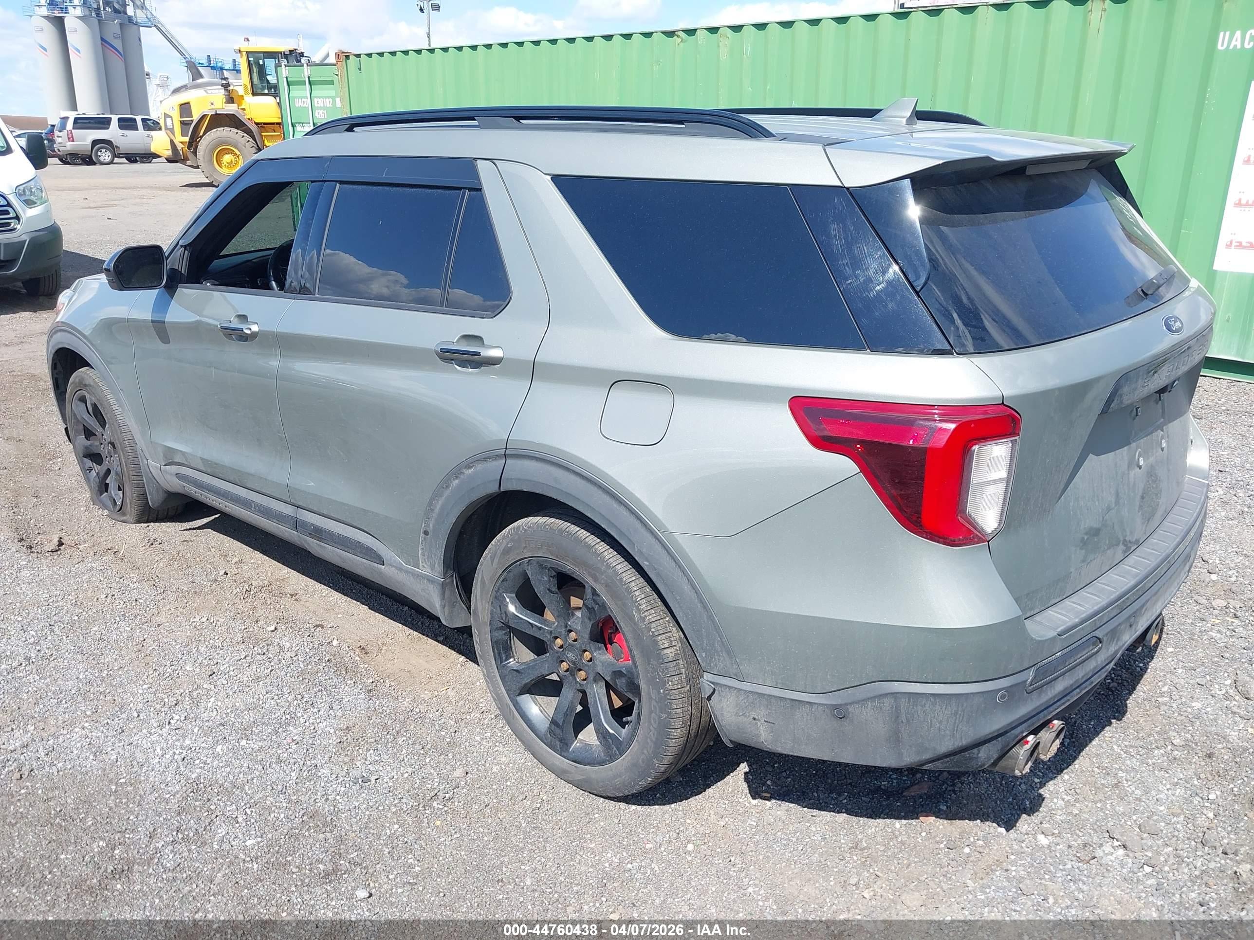 FORD EXPLORER image 3