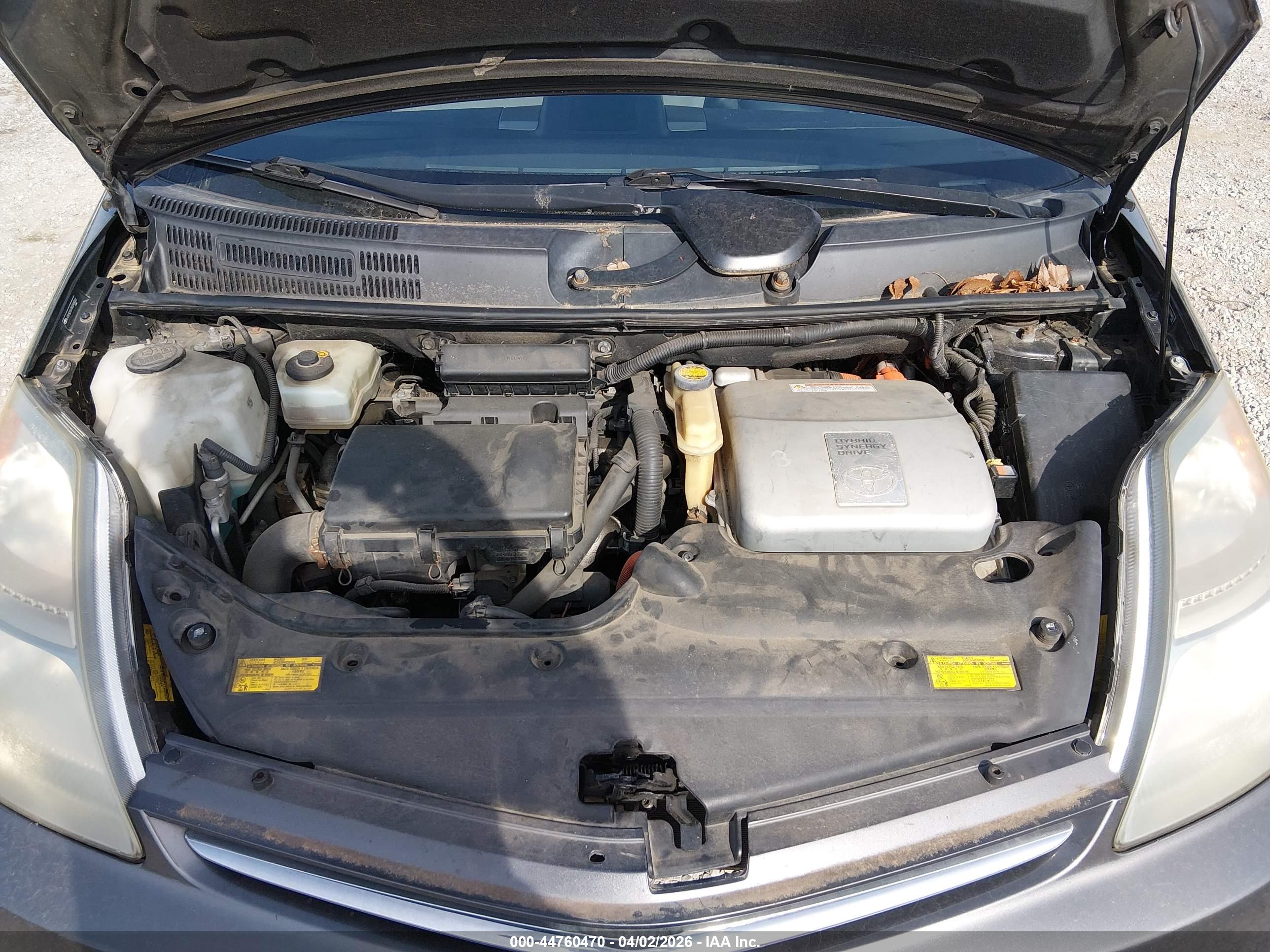 TOYOTA PRIUS image 10