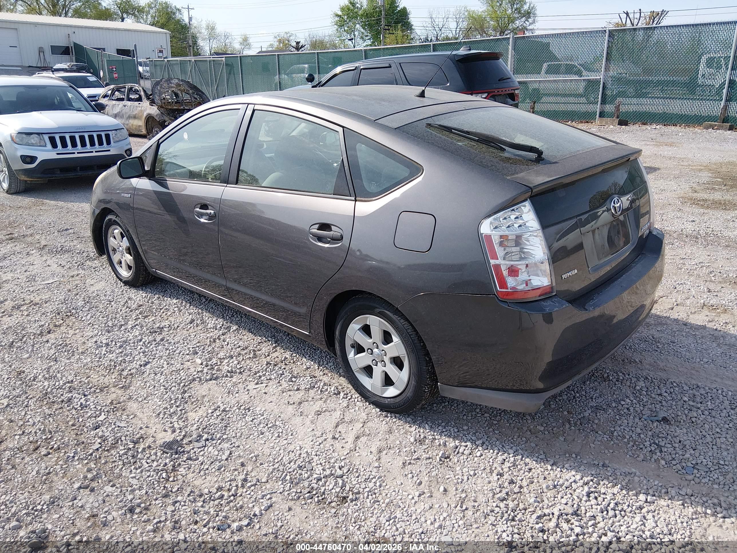 TOYOTA PRIUS image 3