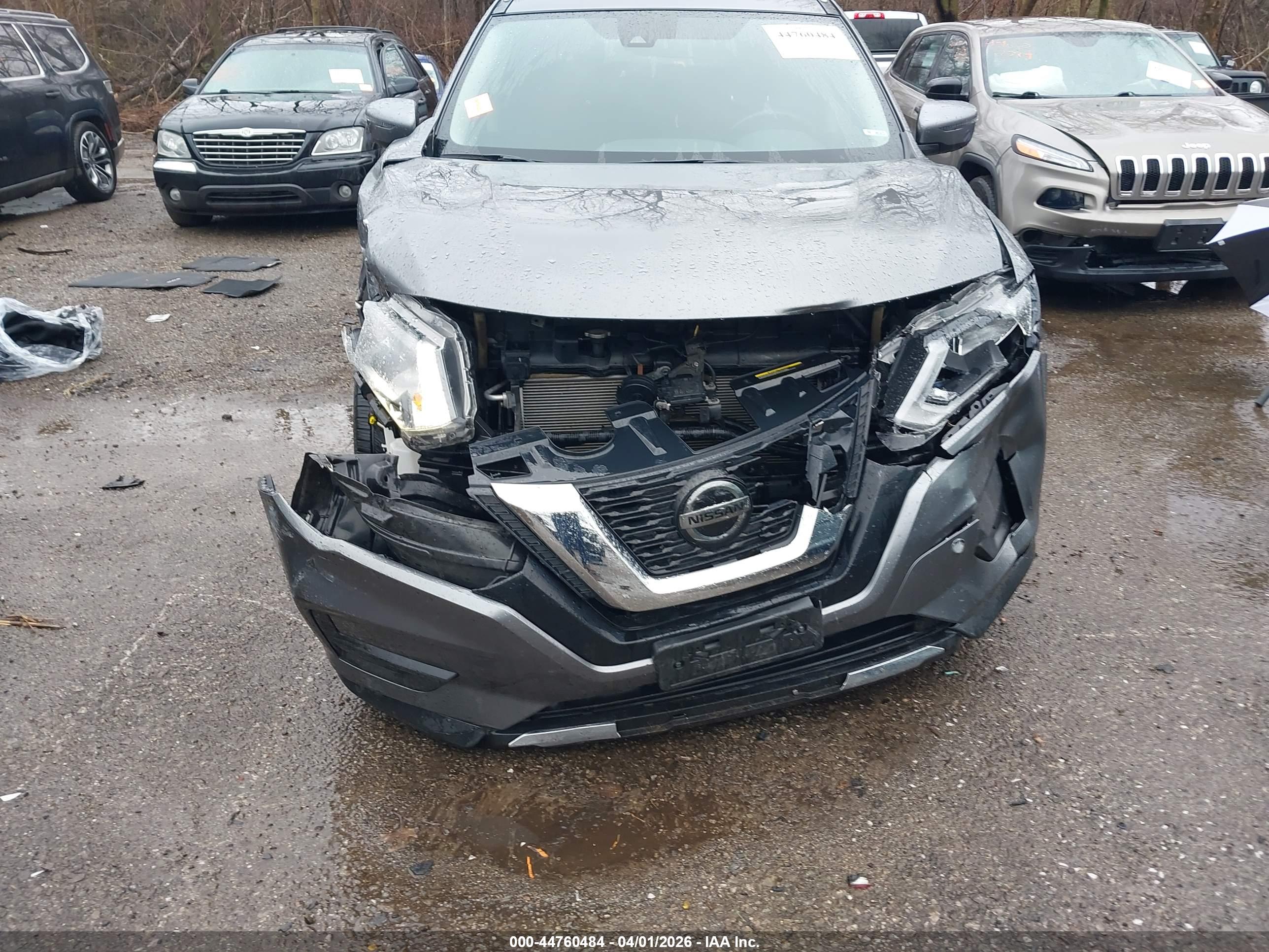 NISSAN ROGUE image 6