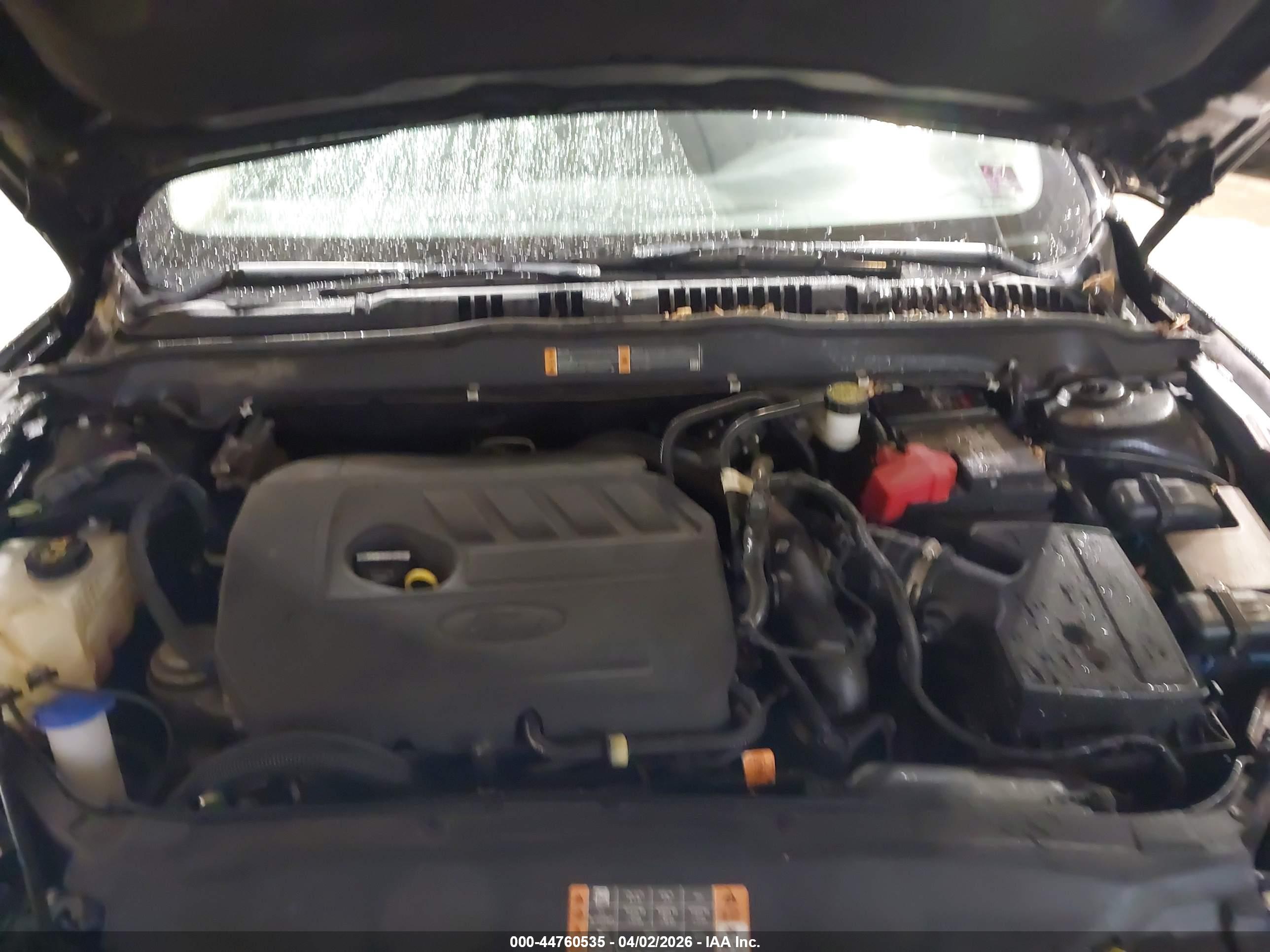 FORD FUSION image 10