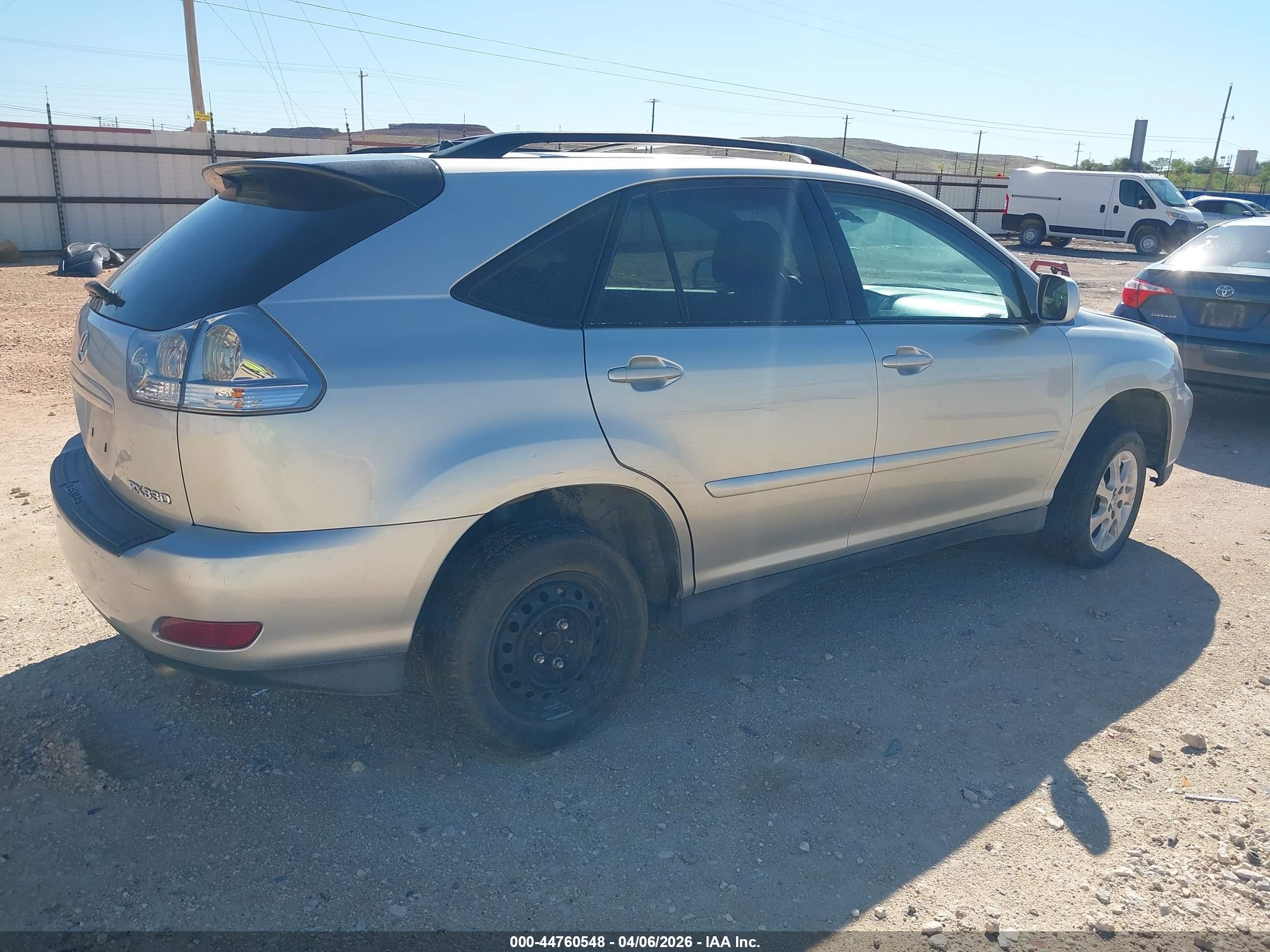 LEXUS RX image 4