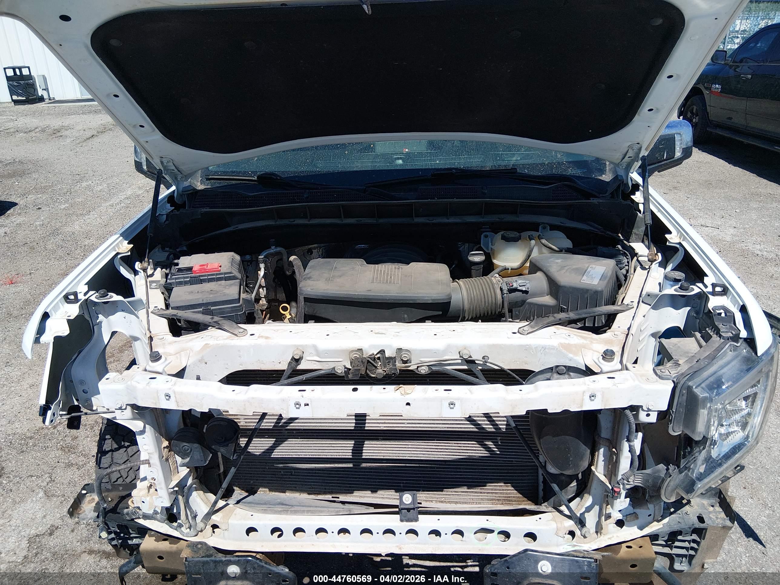 GMC SIERRA image 10