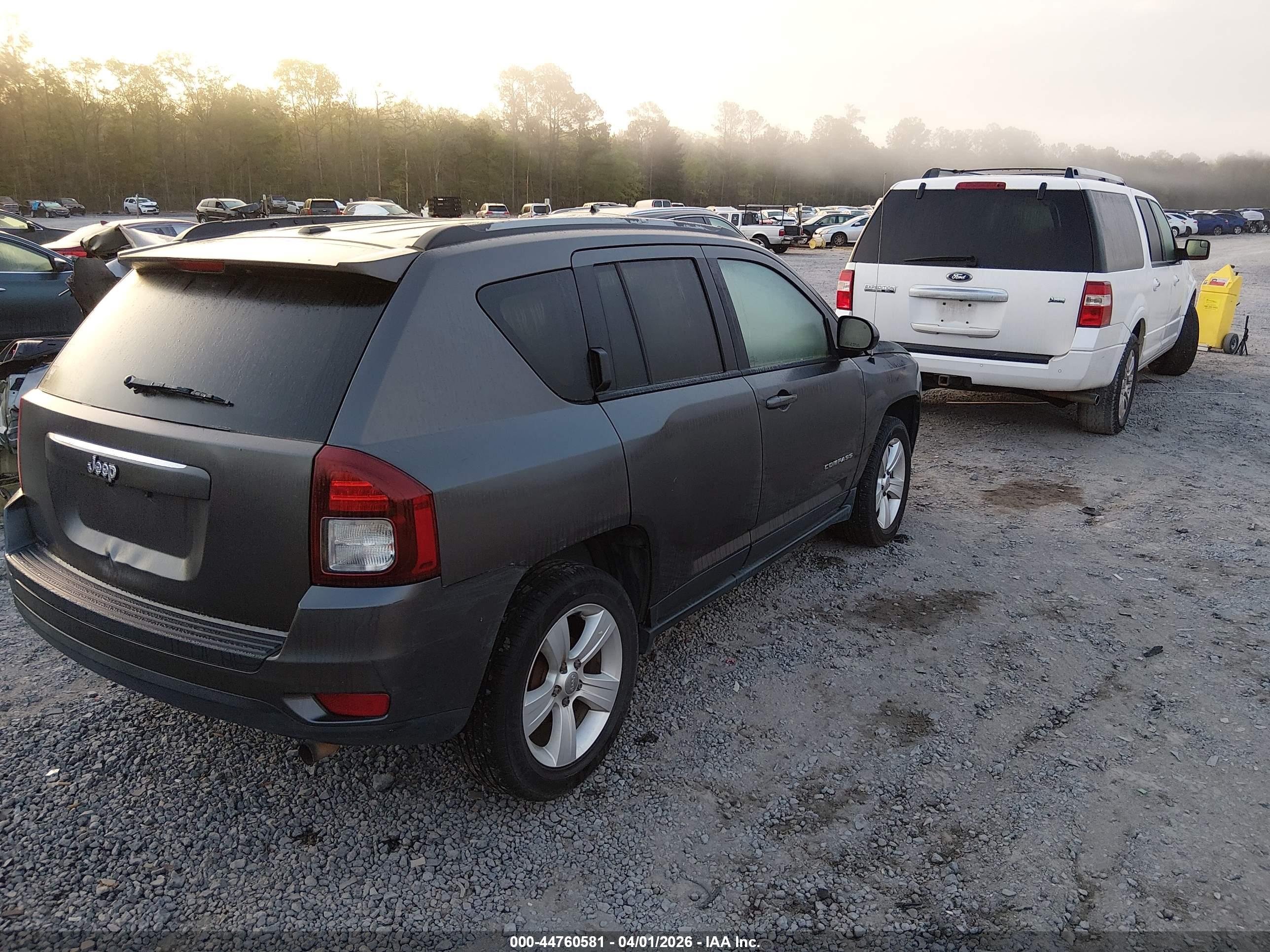 JEEP COMPASS image 4