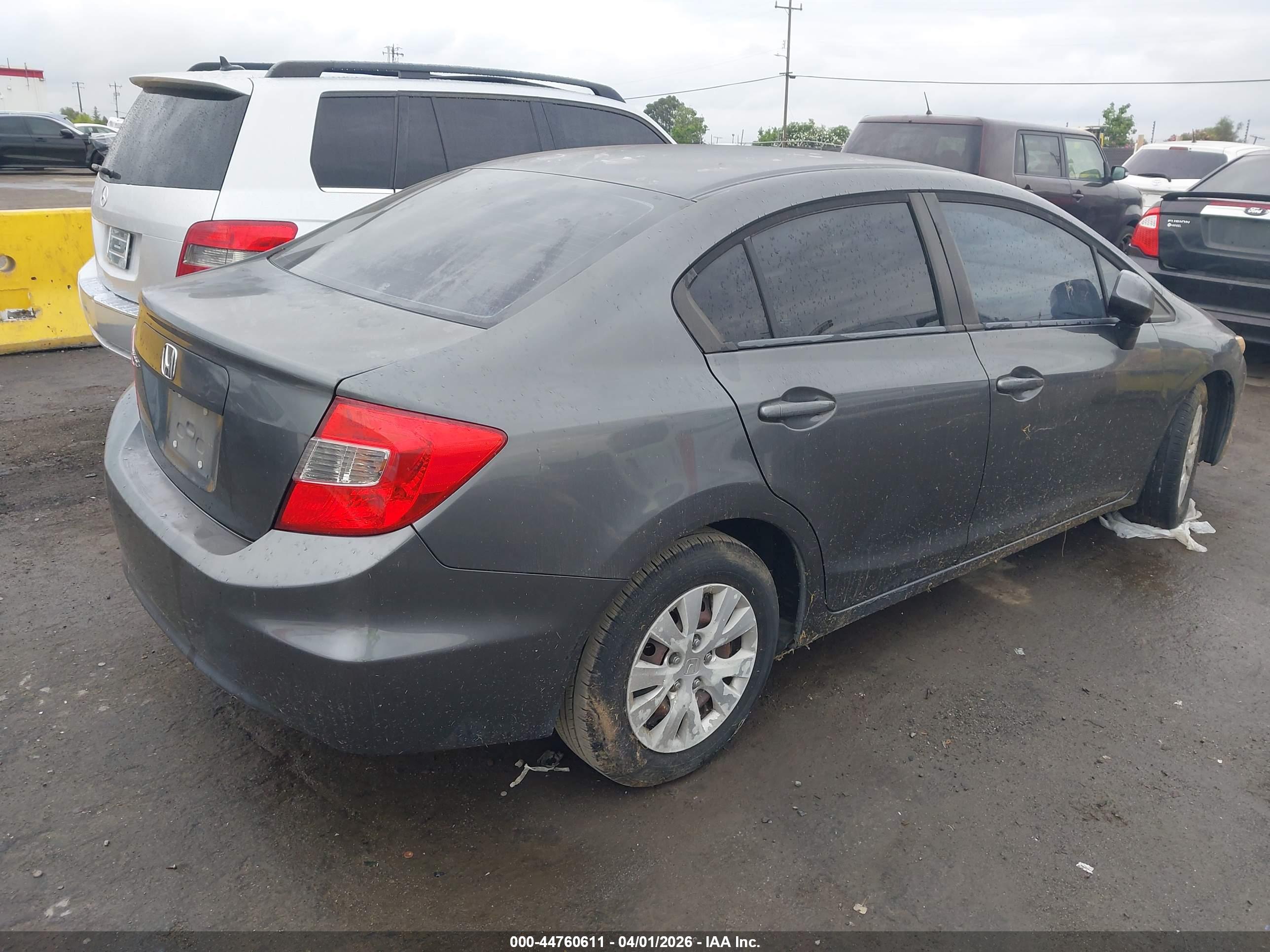 HONDA CIVIC image 4