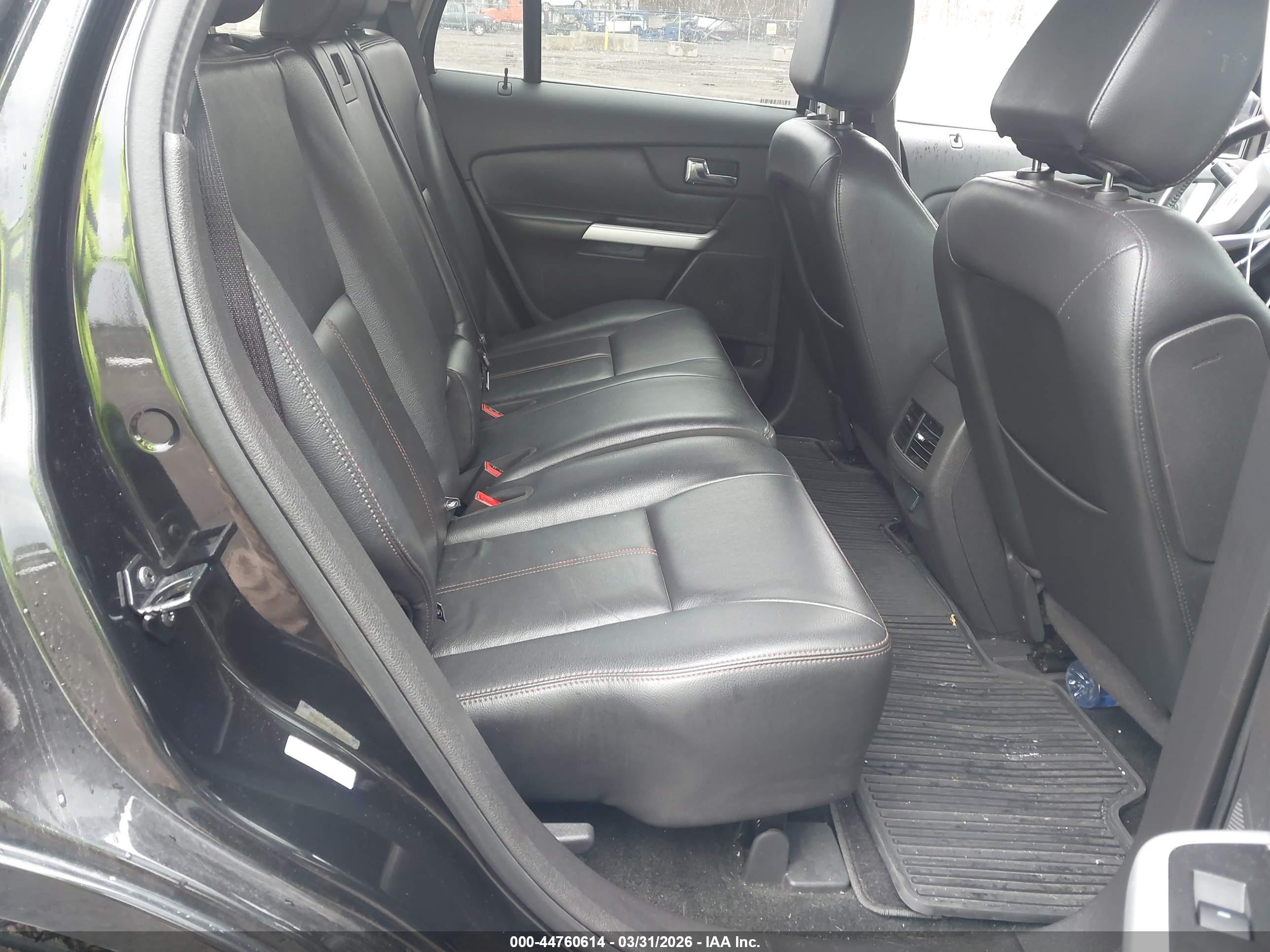 FORD EDGE image 8