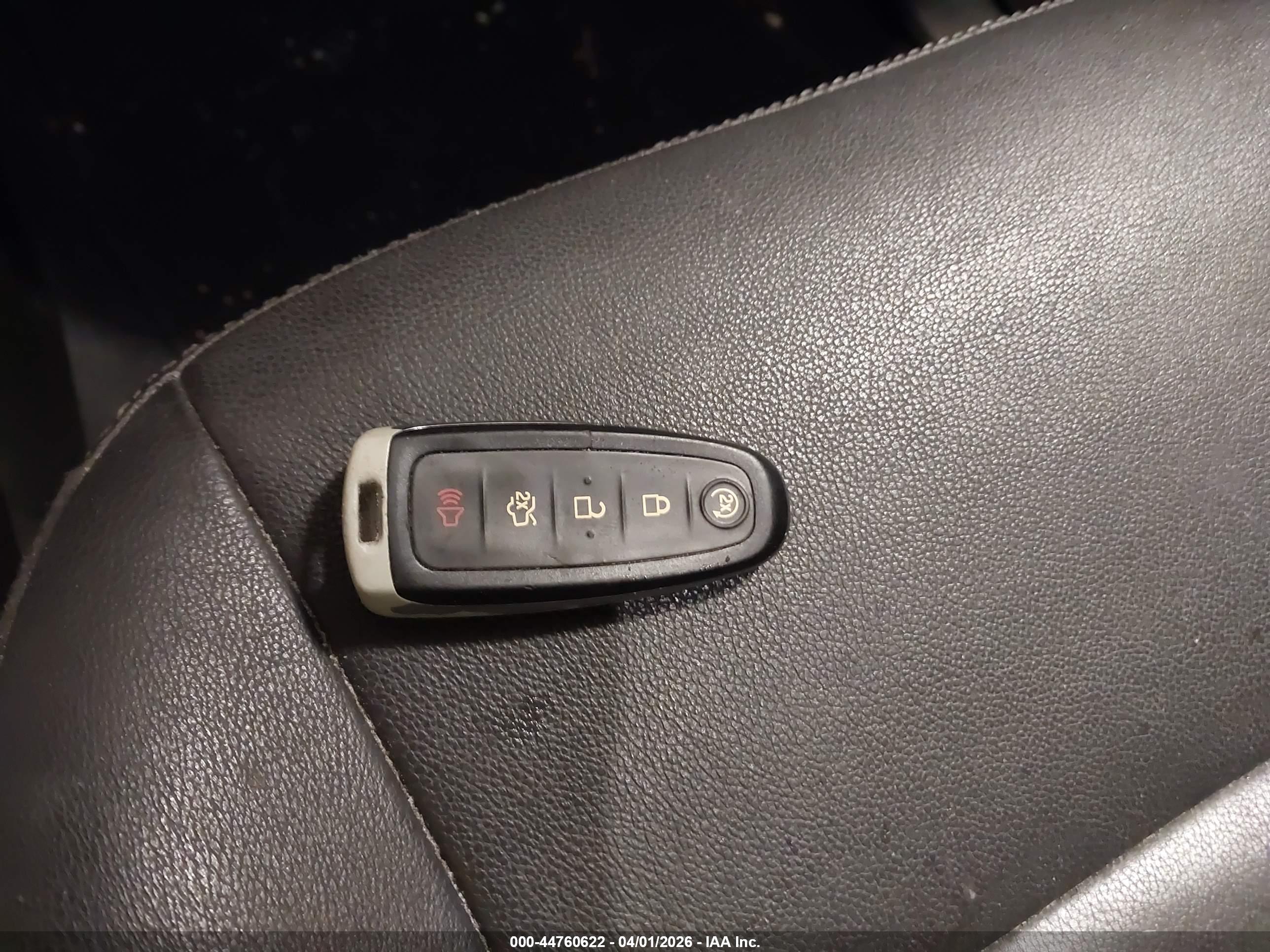 FORD C-MAX image 11