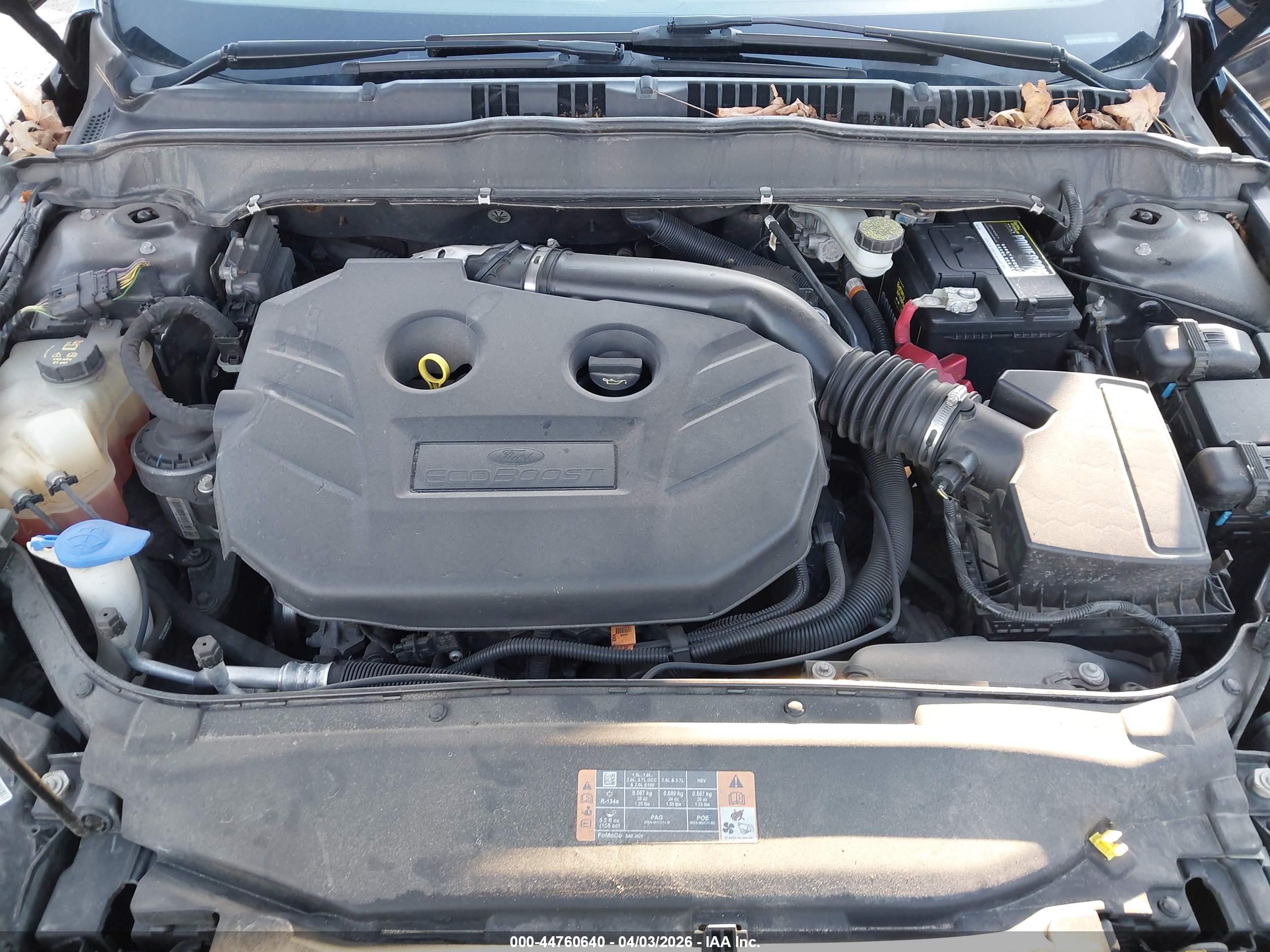 FORD FUSION image 10