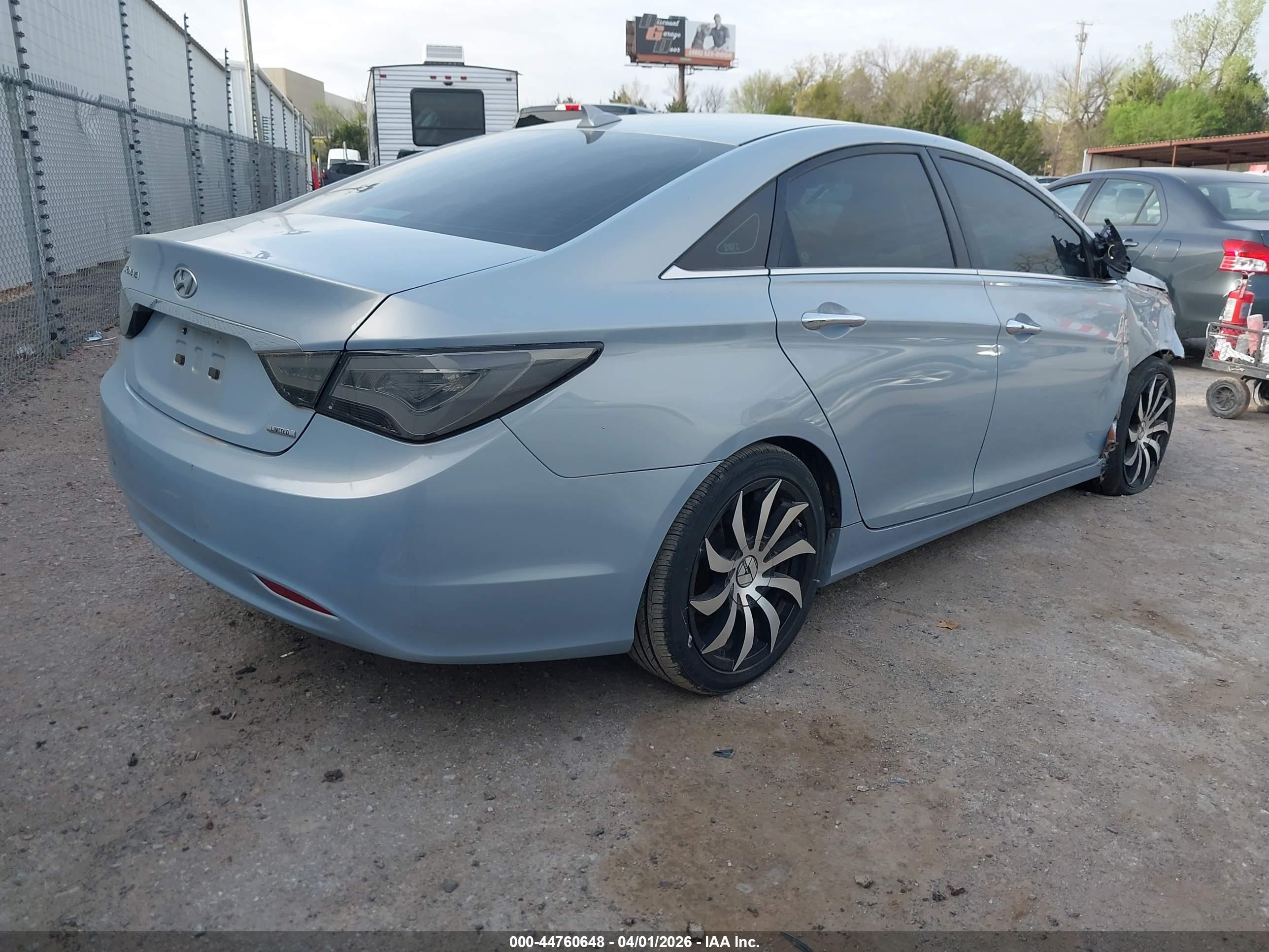 HYUNDAI SONATA image 4