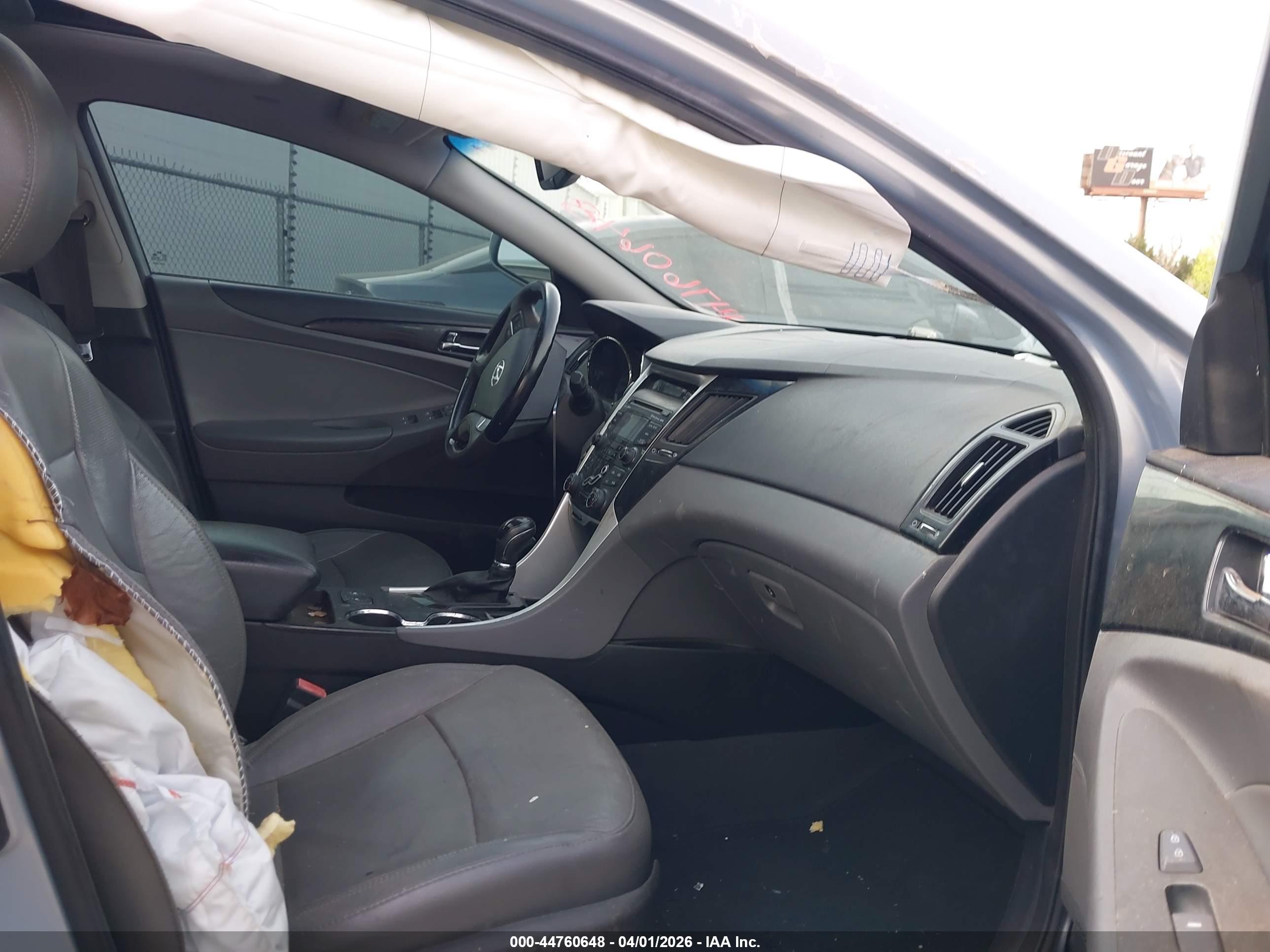 HYUNDAI SONATA image 5