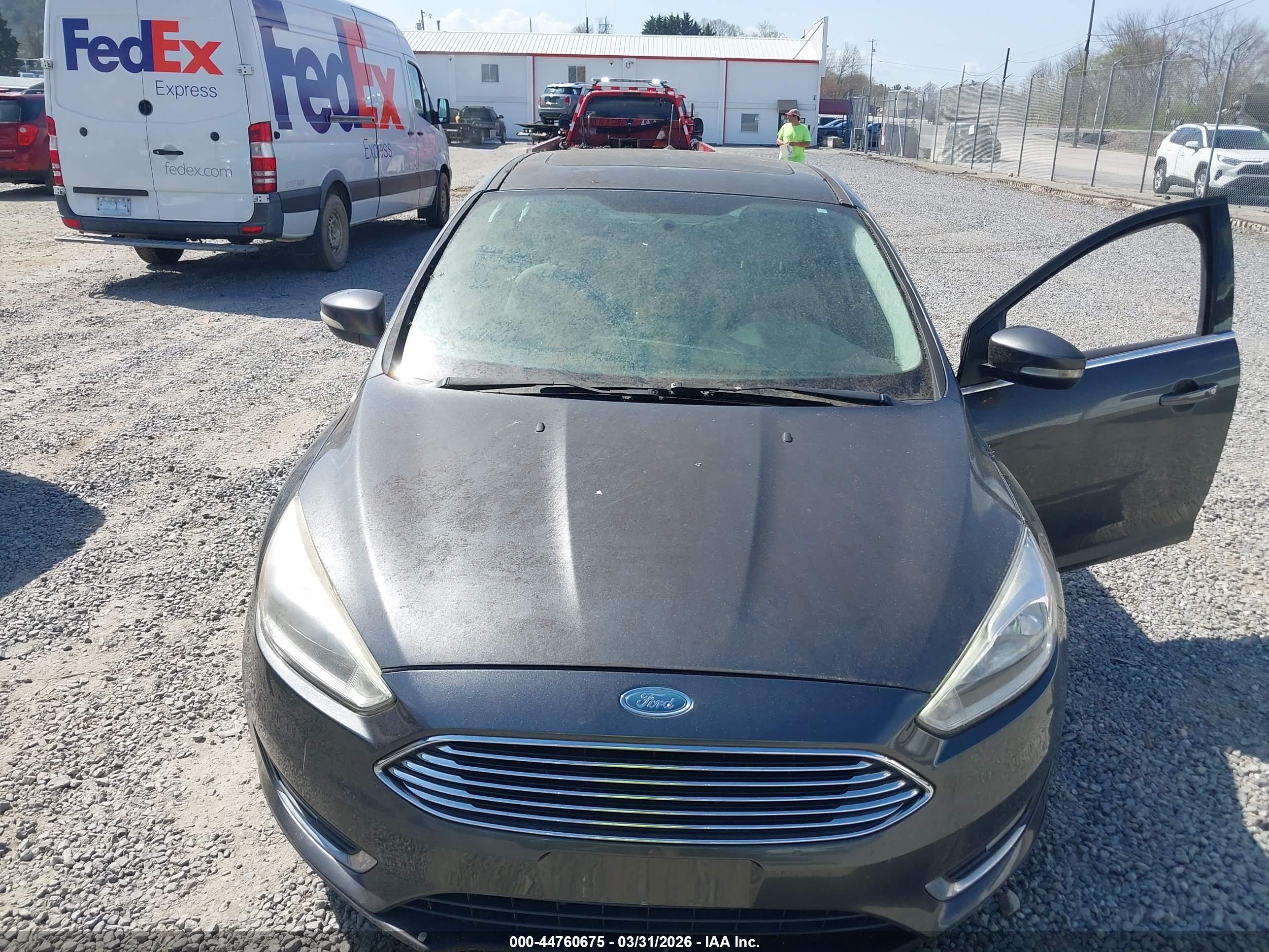 FORD FOCUS image 6