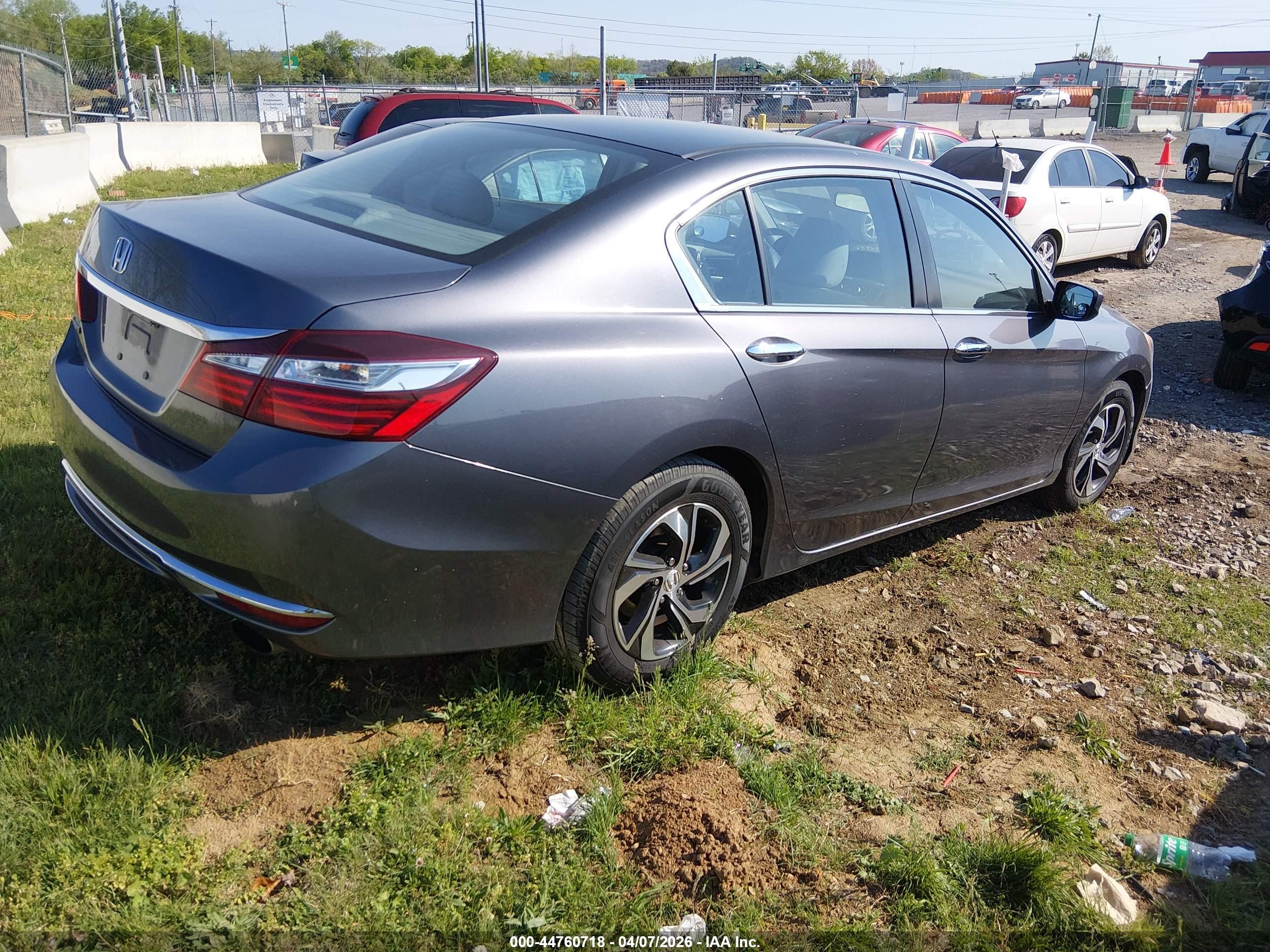 HONDA ACCORD image 4