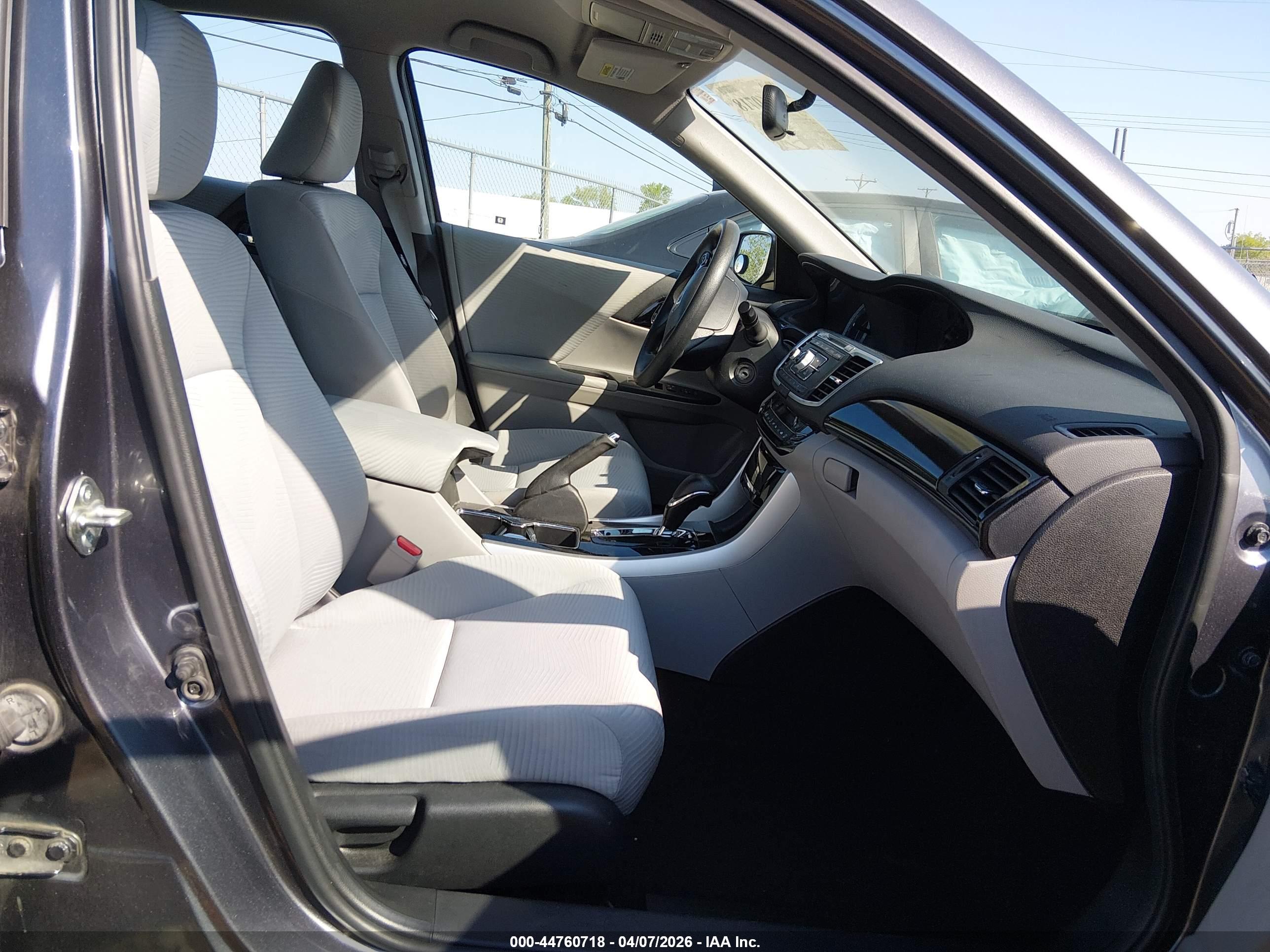 HONDA ACCORD image 5
