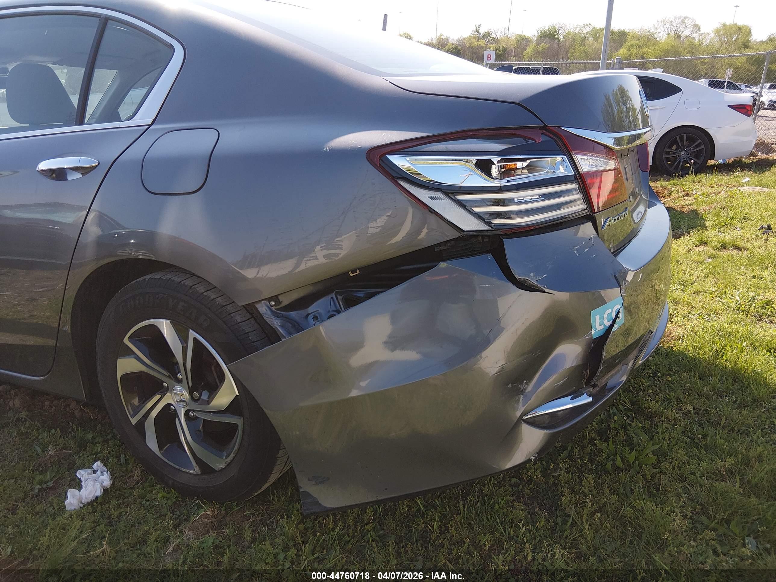 HONDA ACCORD image 6