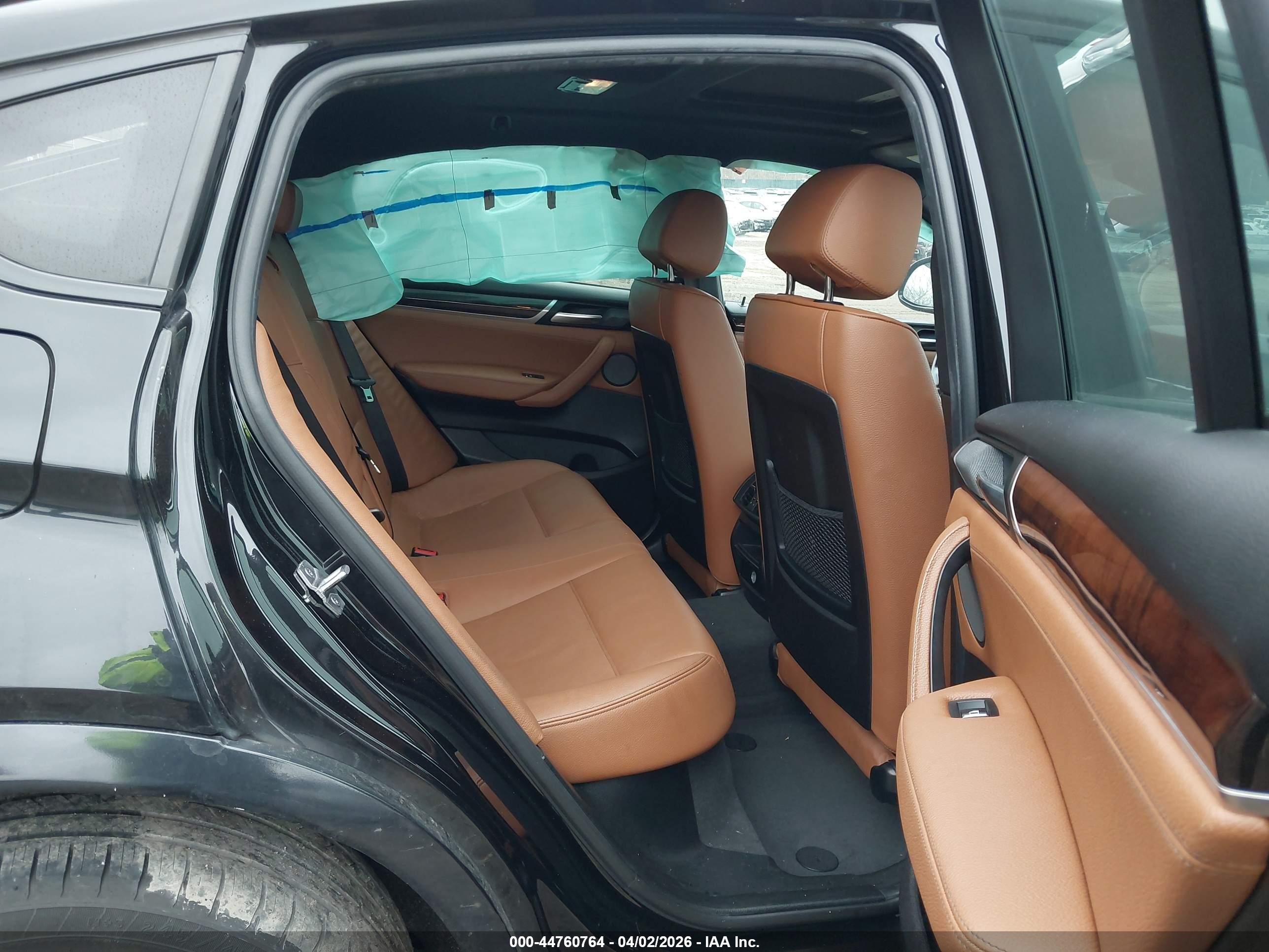 BMW X4 image 8