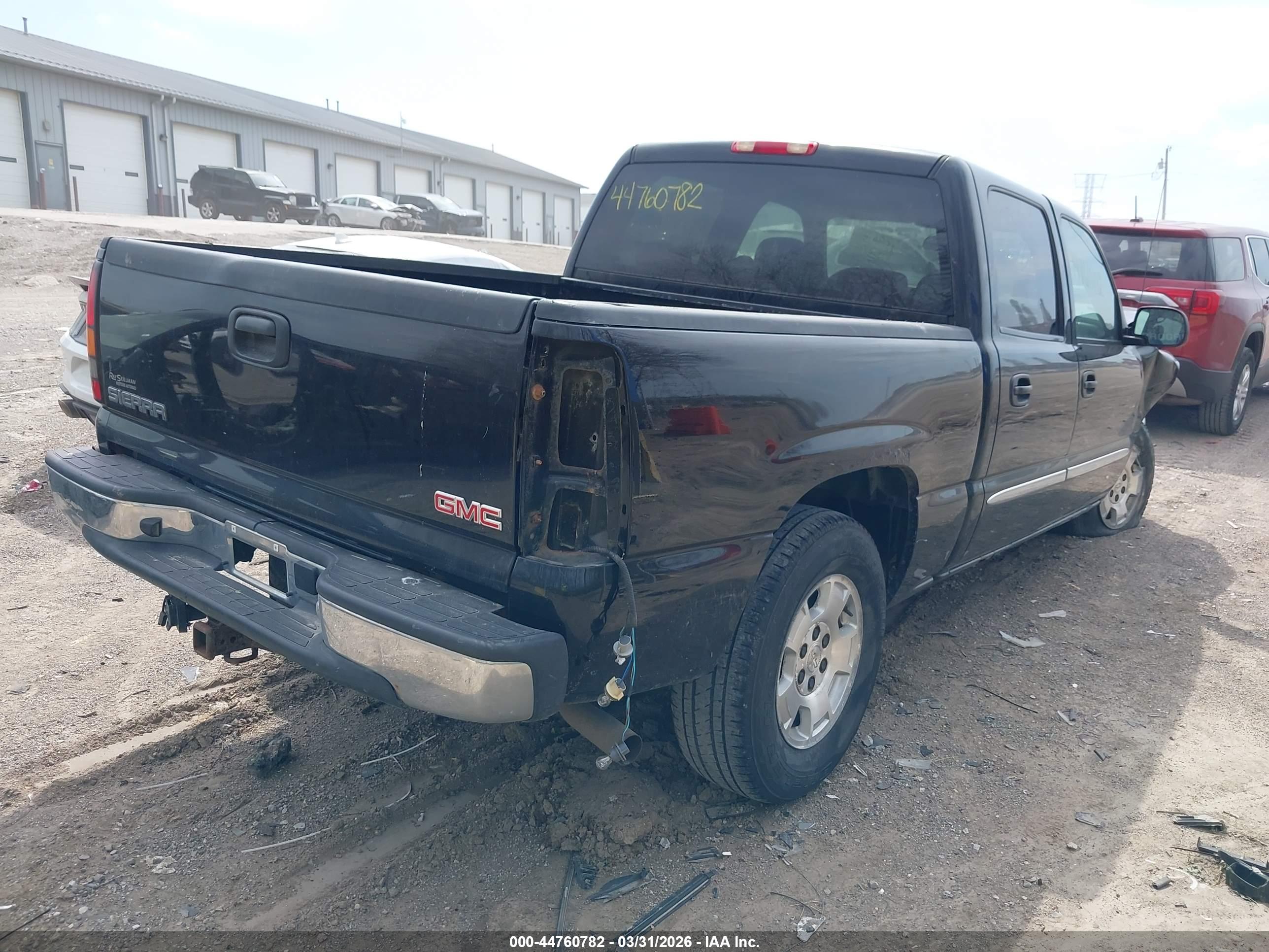 GMC SIERRA image 4