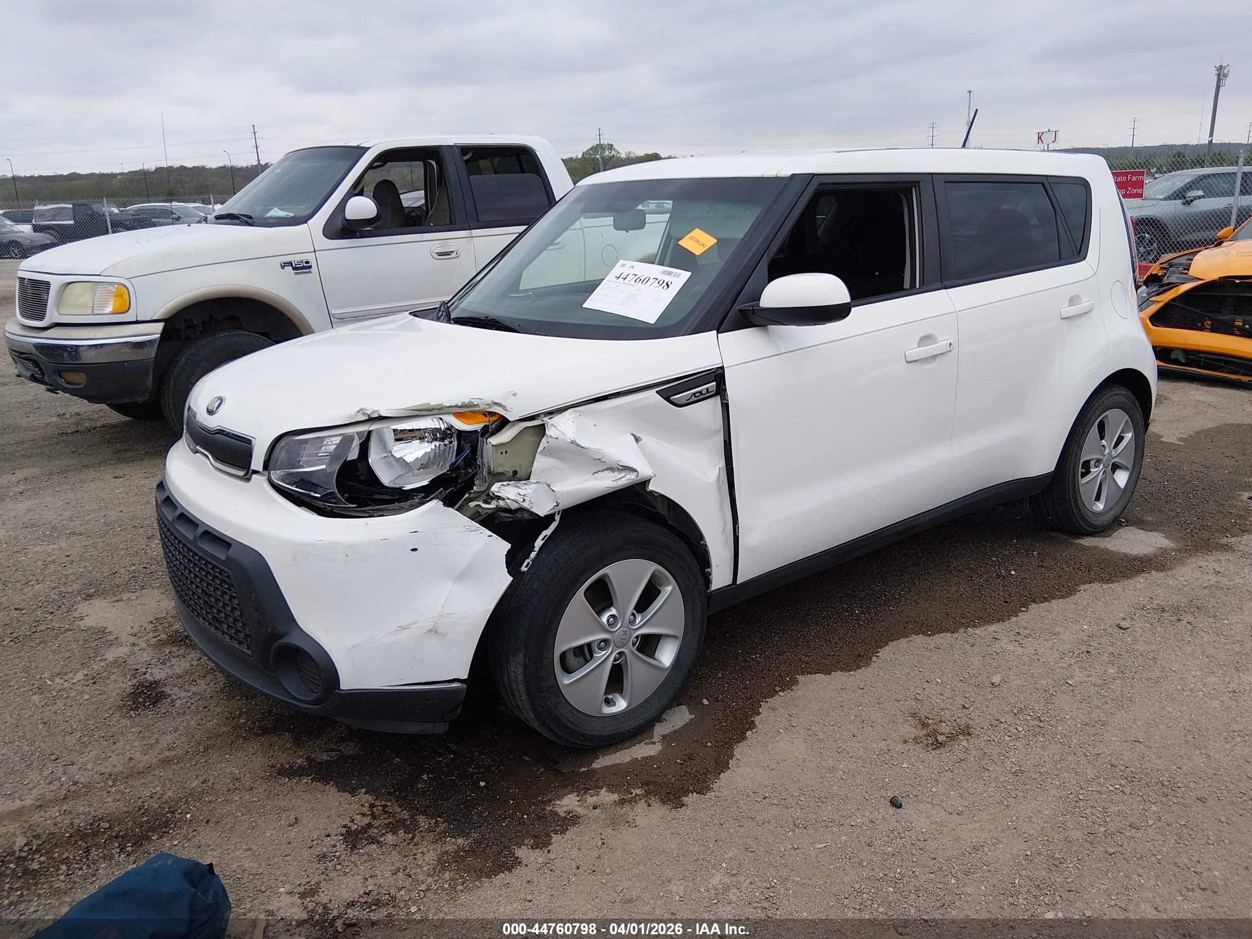 KIA SOUL image 2