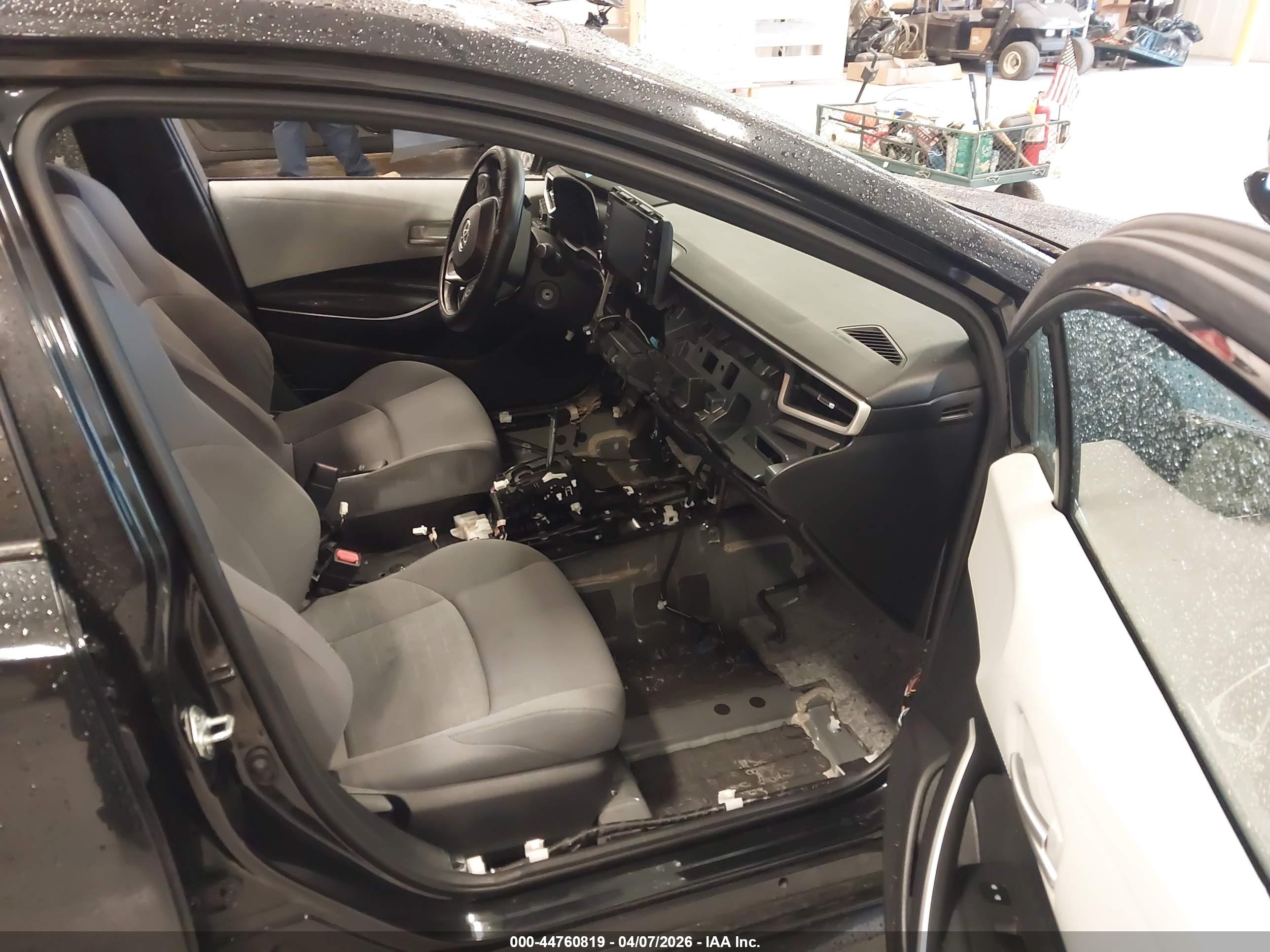 TOYOTA COROLLA image 5