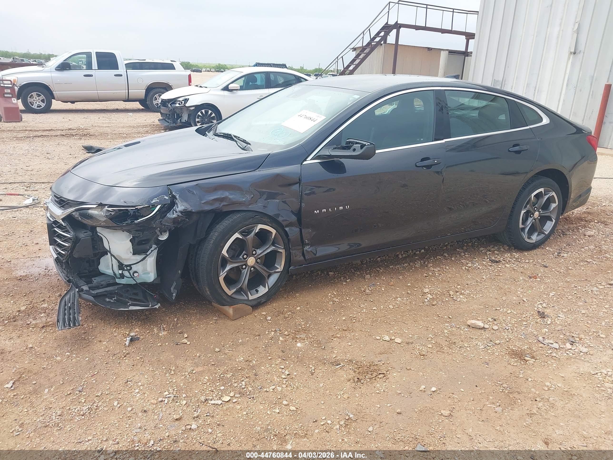 CHEVROLET MALIBU image 2
