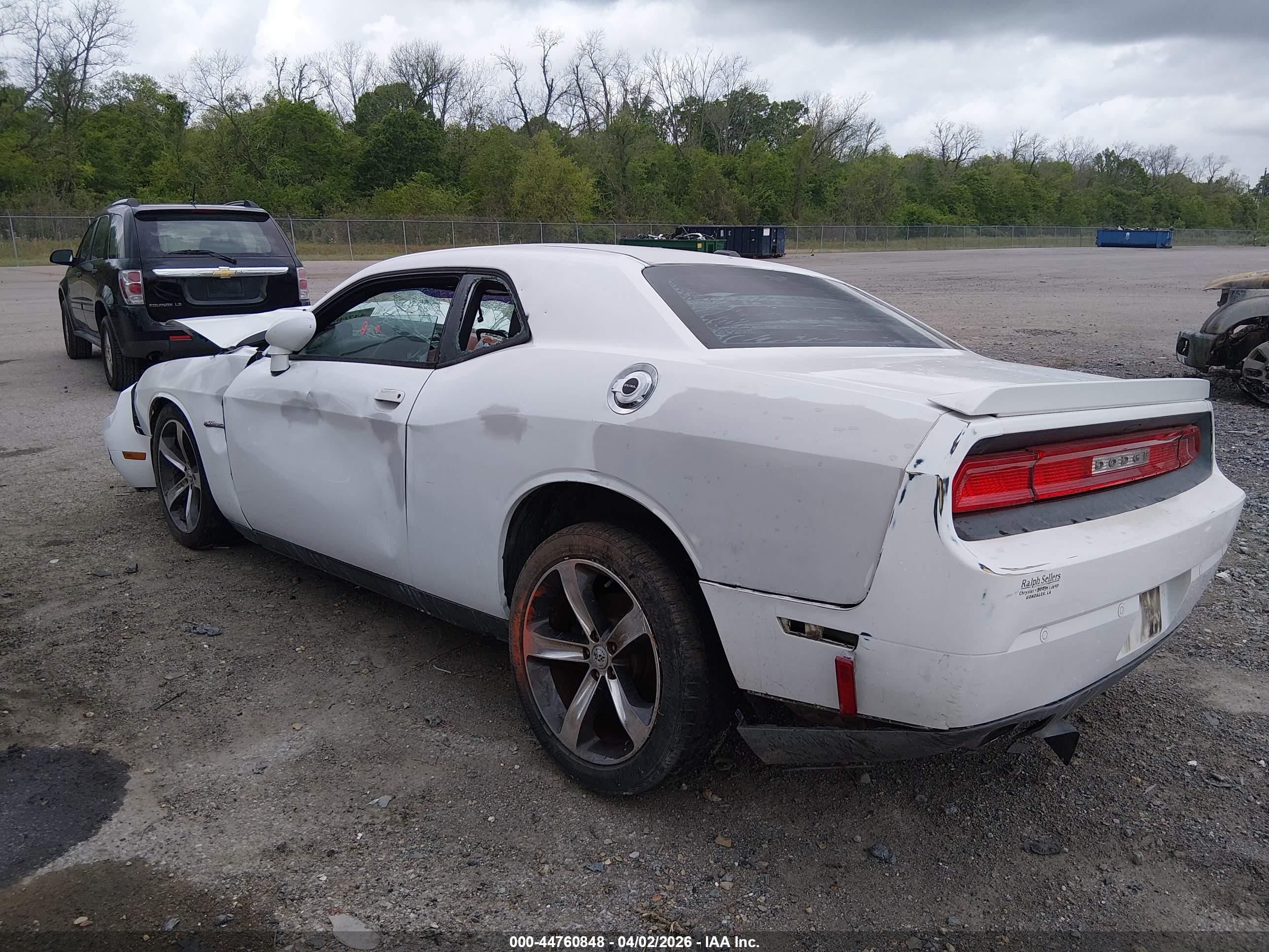 DODGE CHALLENGER image 3