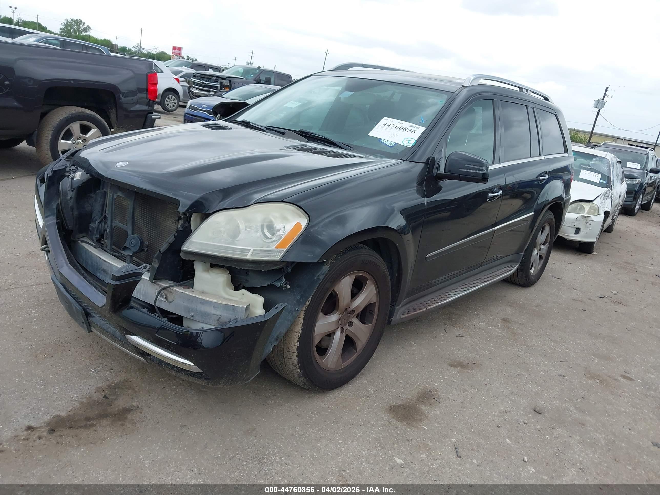 MERCEDES-BENZ GL image 2
