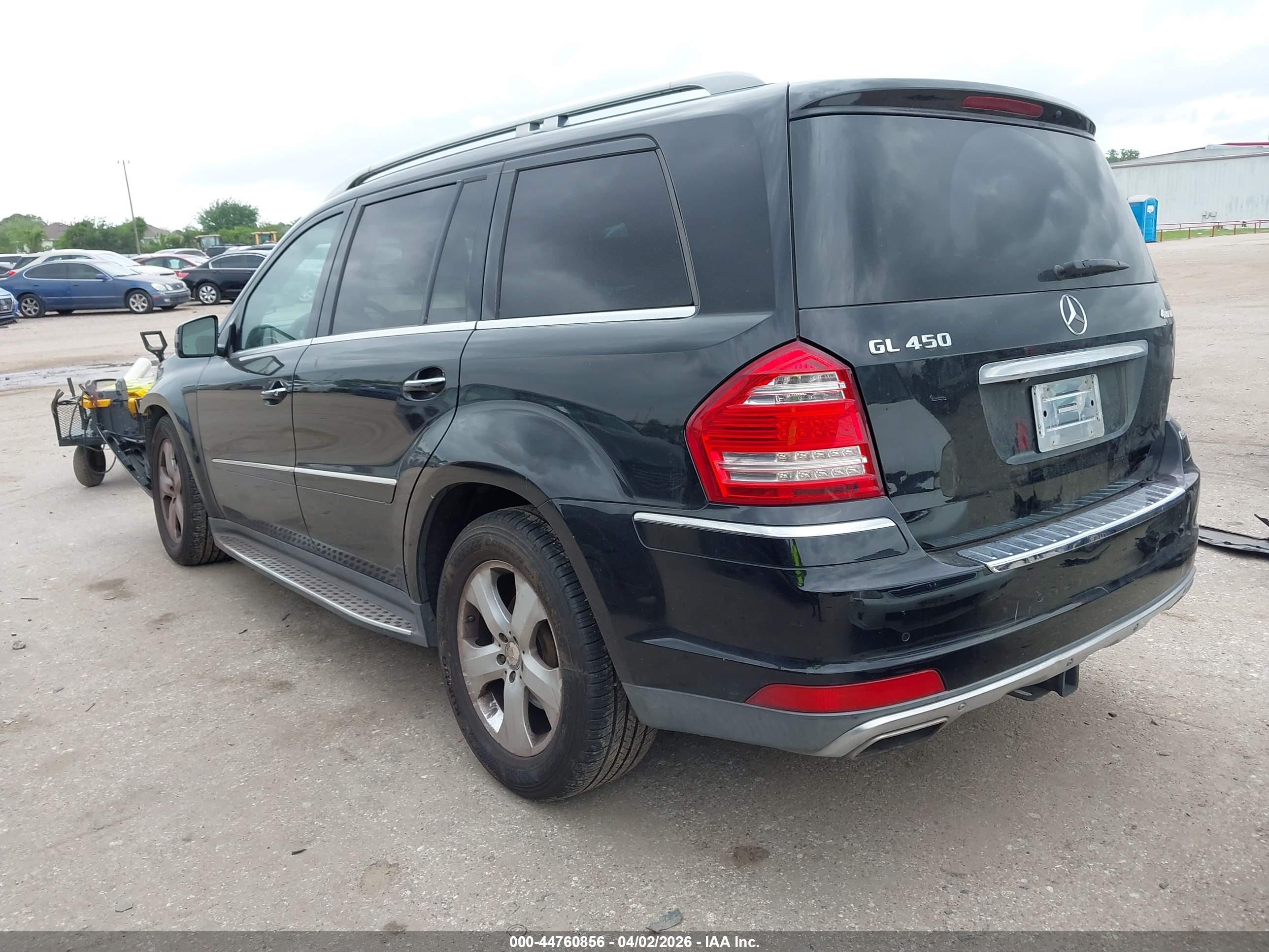 MERCEDES-BENZ GL image 3
