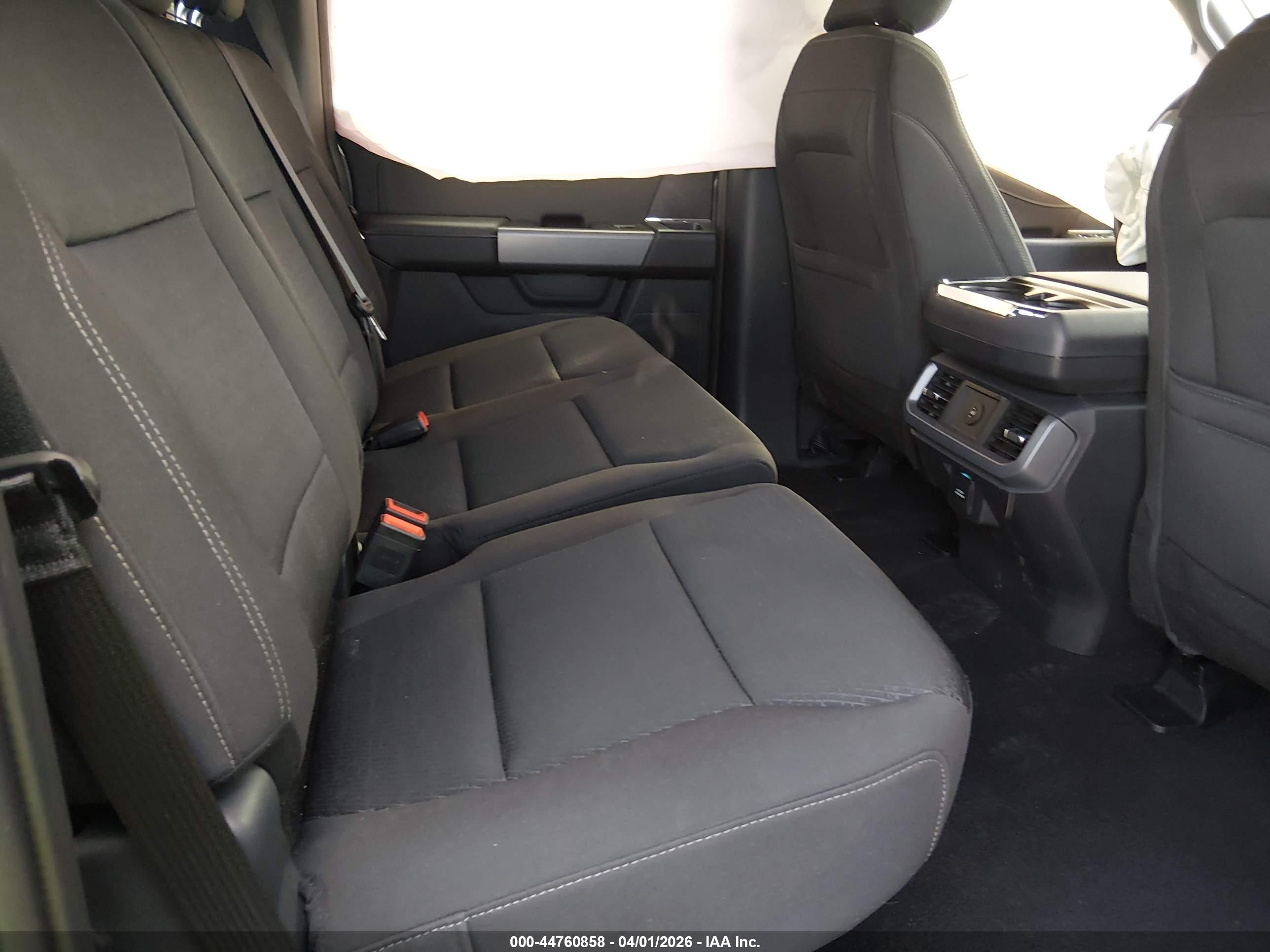 FORD F-150 image 8