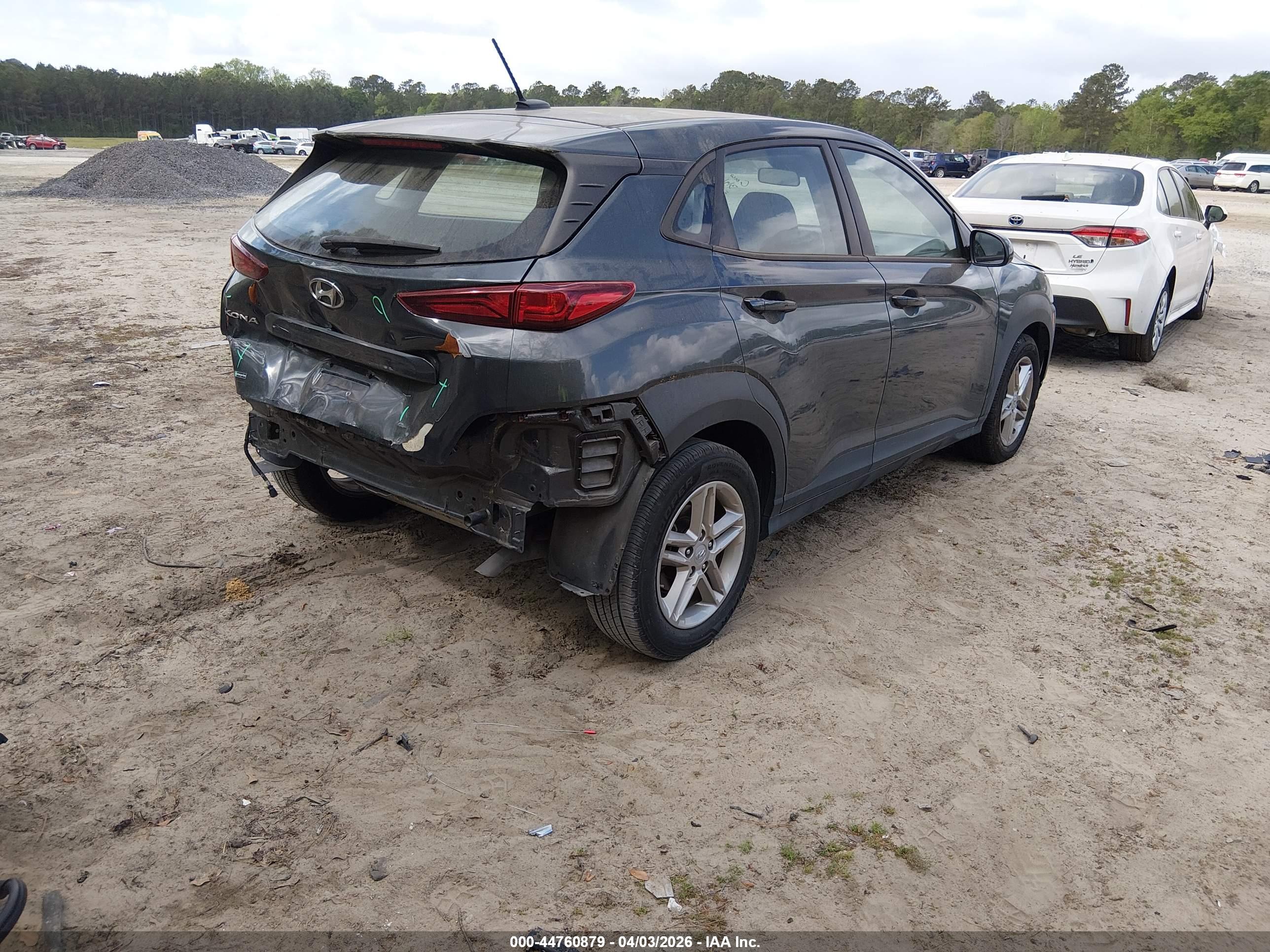 HYUNDAI KONA image 4