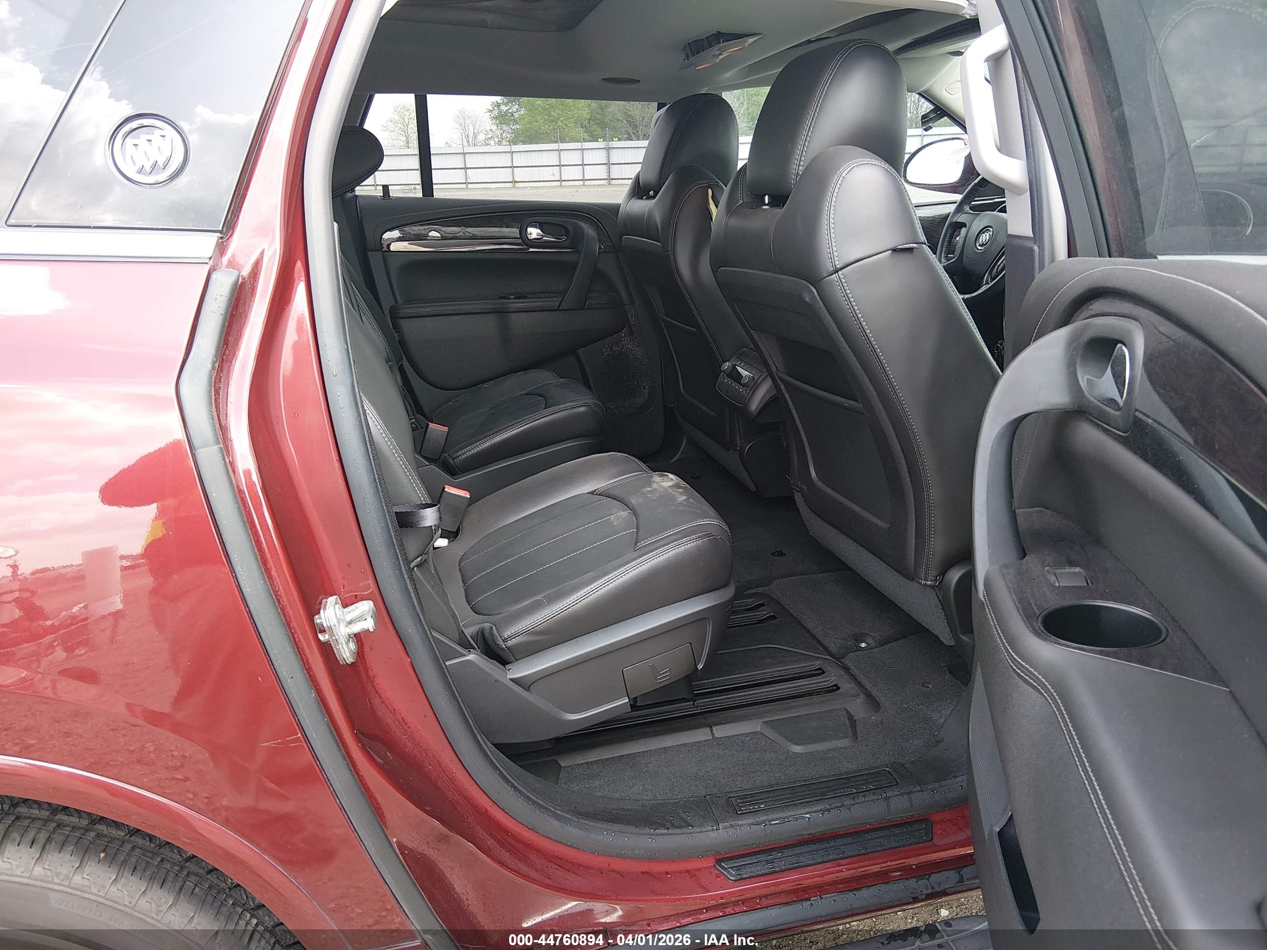 BUICK ENCLAVE image 8