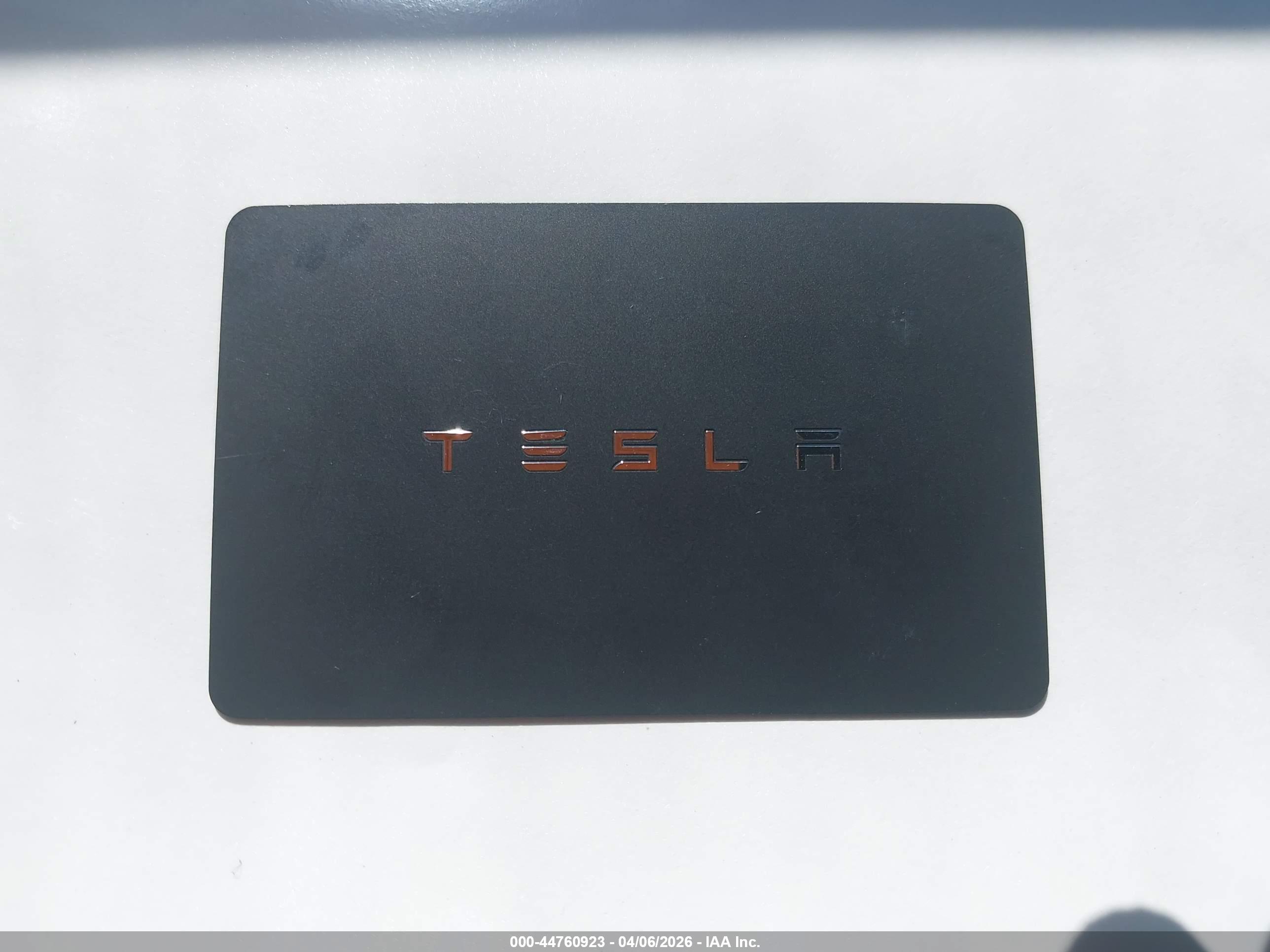 TESLA MODEL image 11