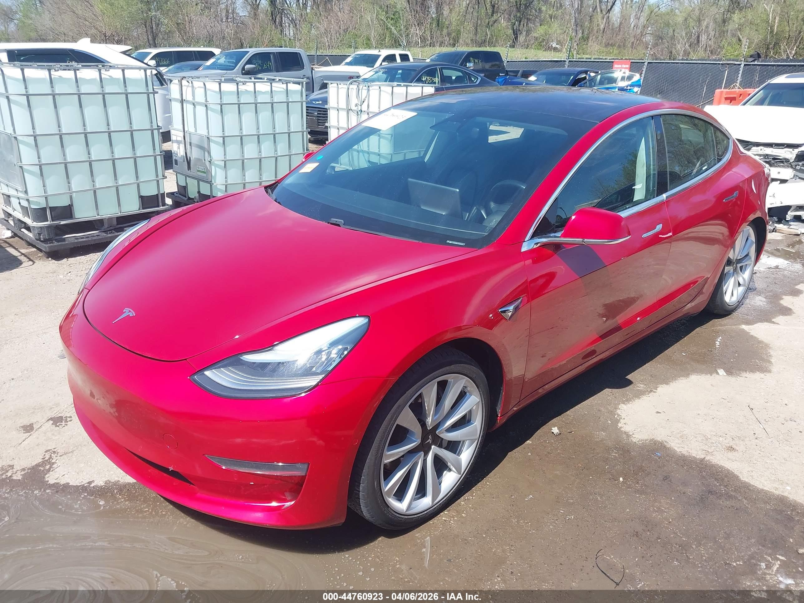 TESLA MODEL image 2