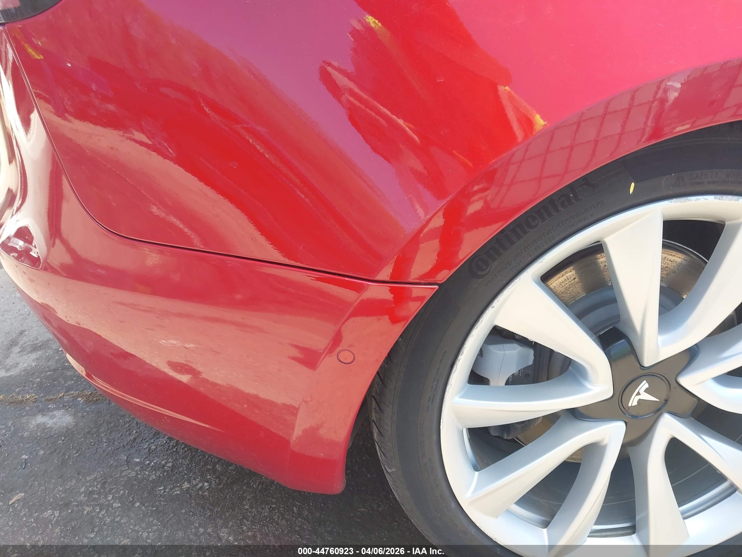 TESLA MODEL image 6