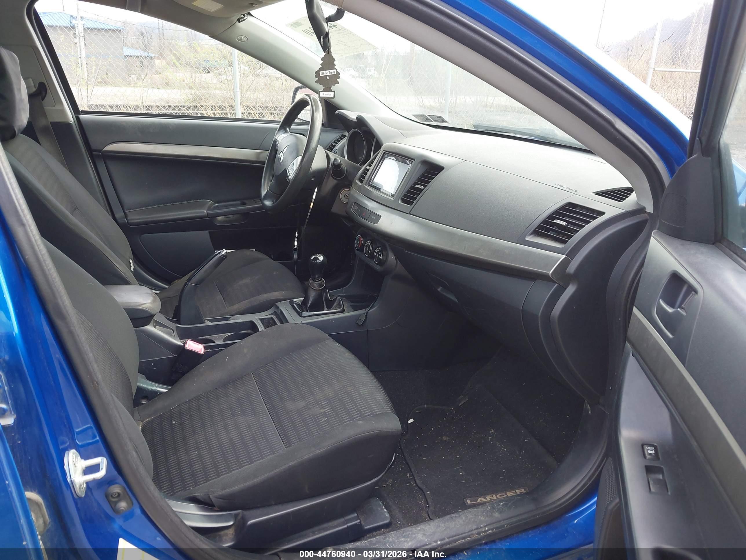 MITSUBISHI LANCER image 5
