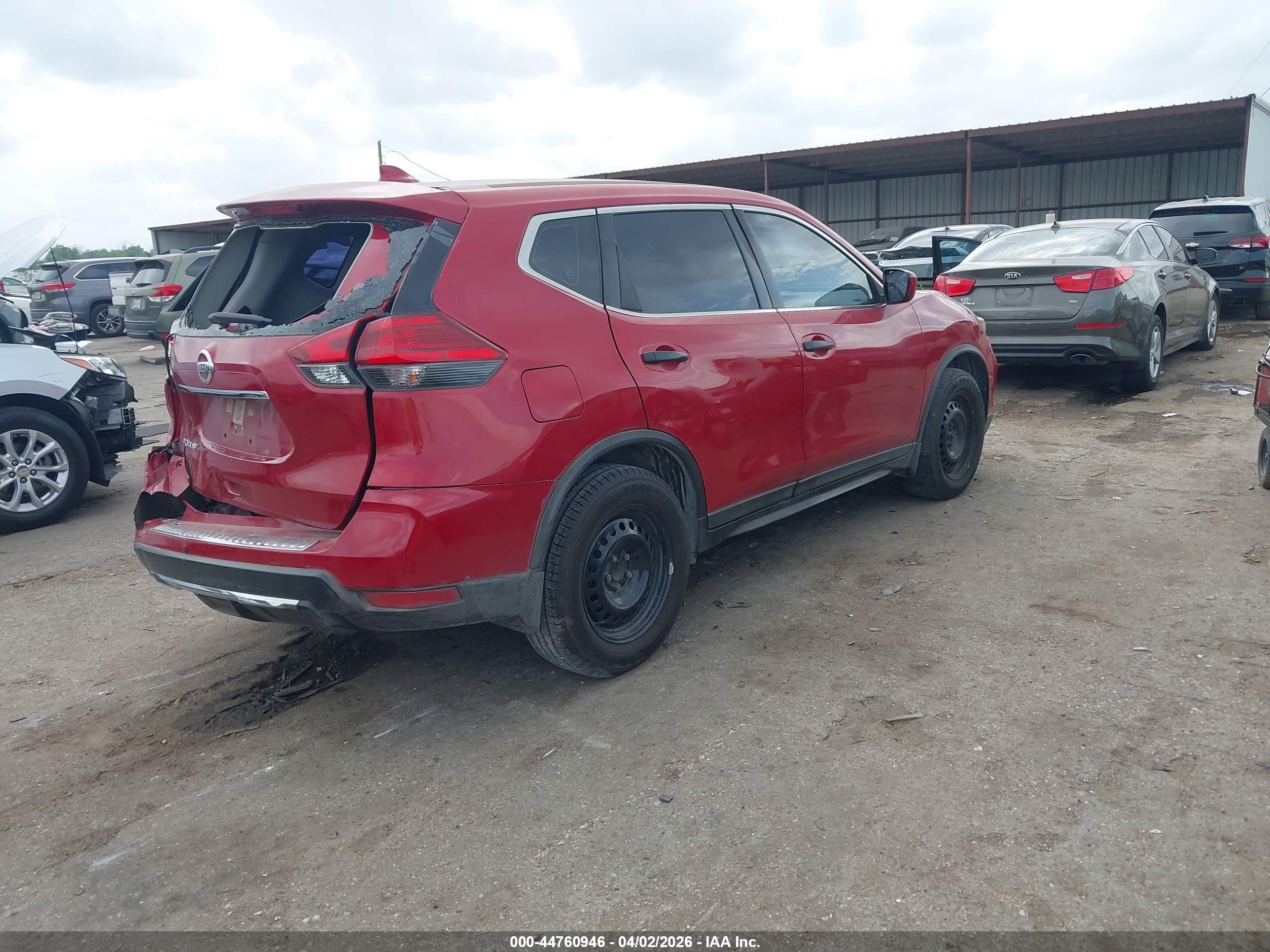 NISSAN ROGUE image 4