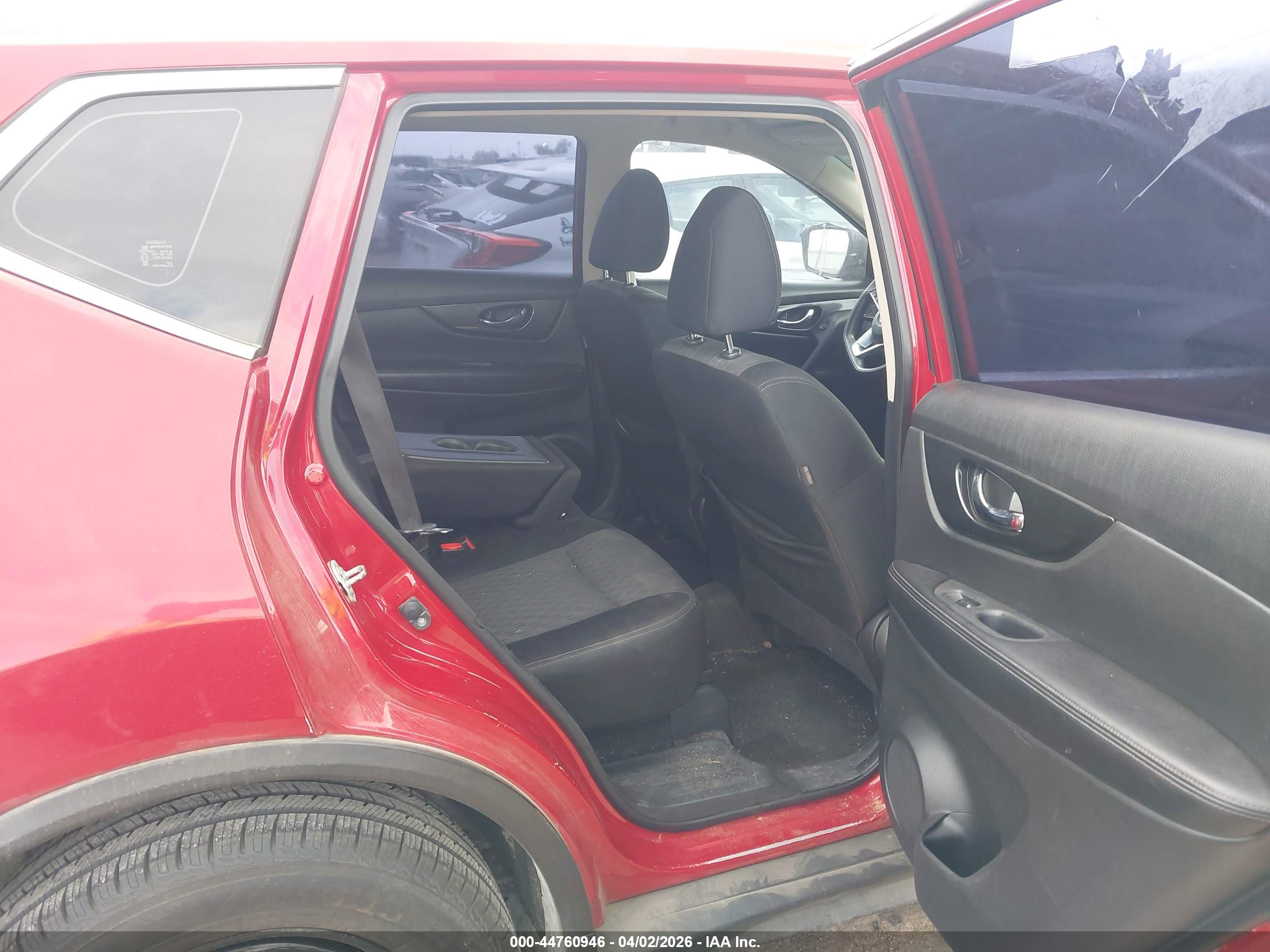 NISSAN ROGUE image 8