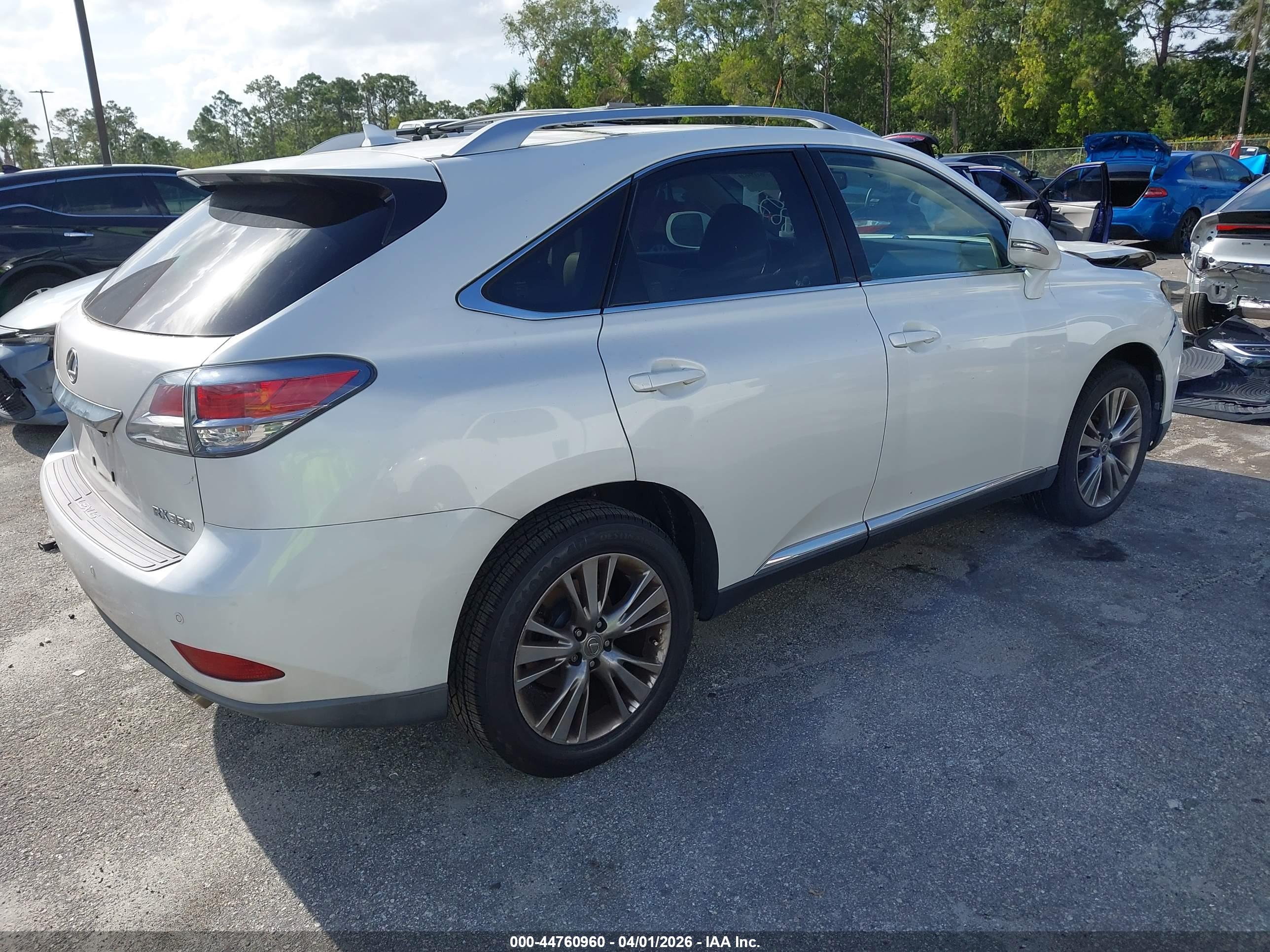 LEXUS RX image 4
