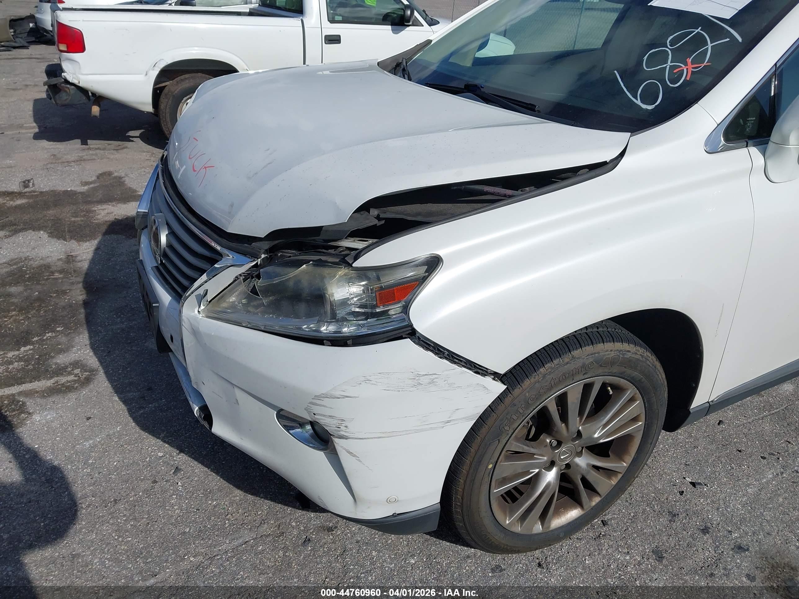 LEXUS RX image 6