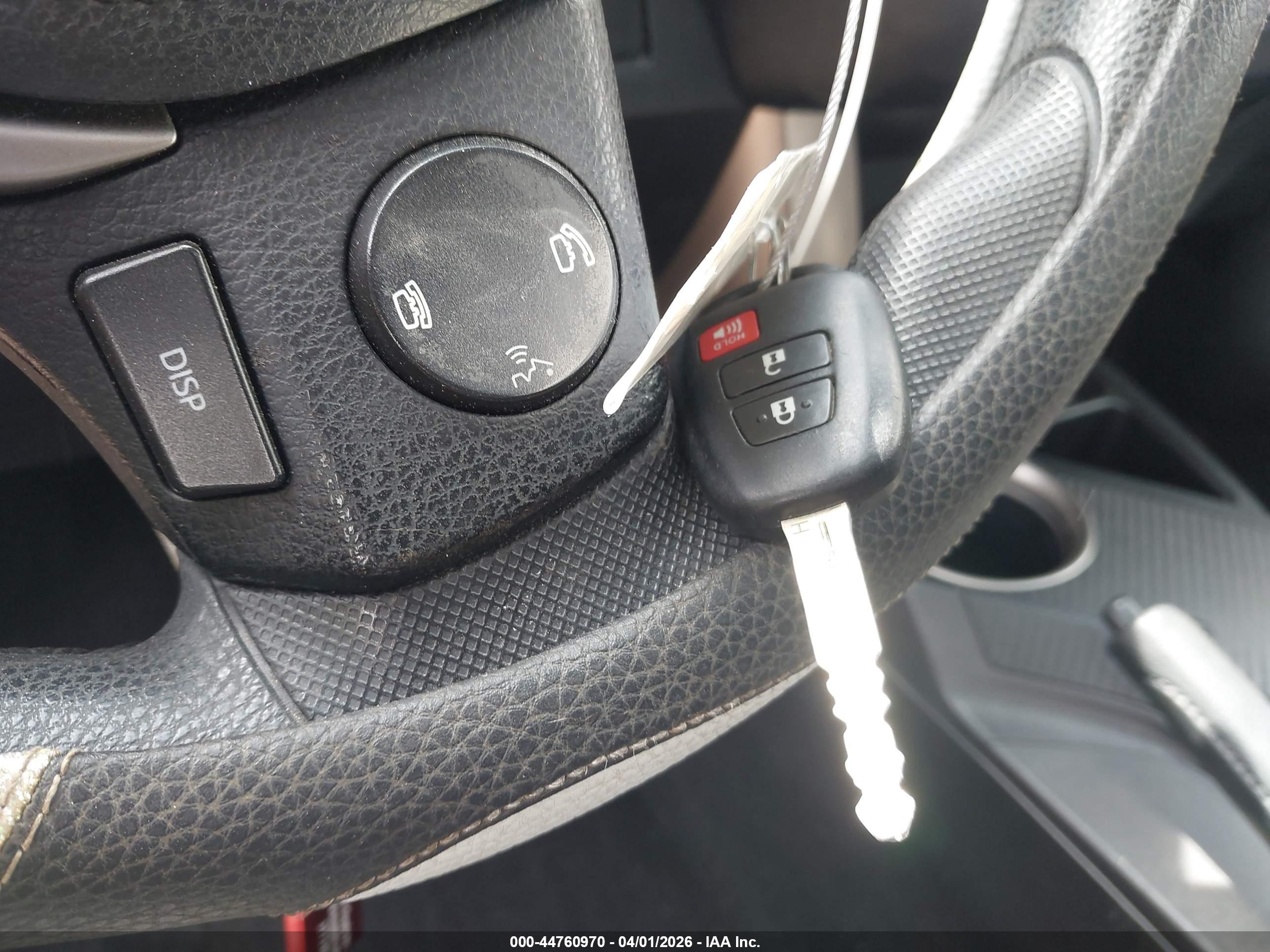 TOYOTA RAV4 image 11