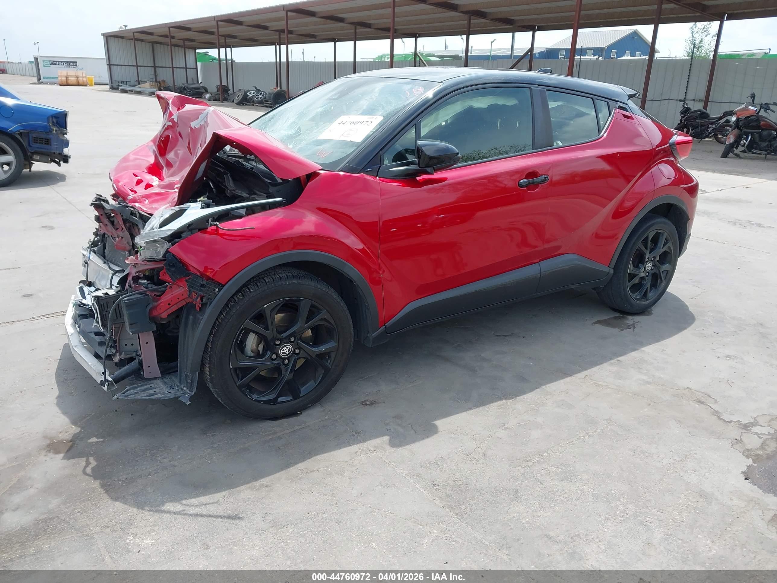 TOYOTA C-HR image 2