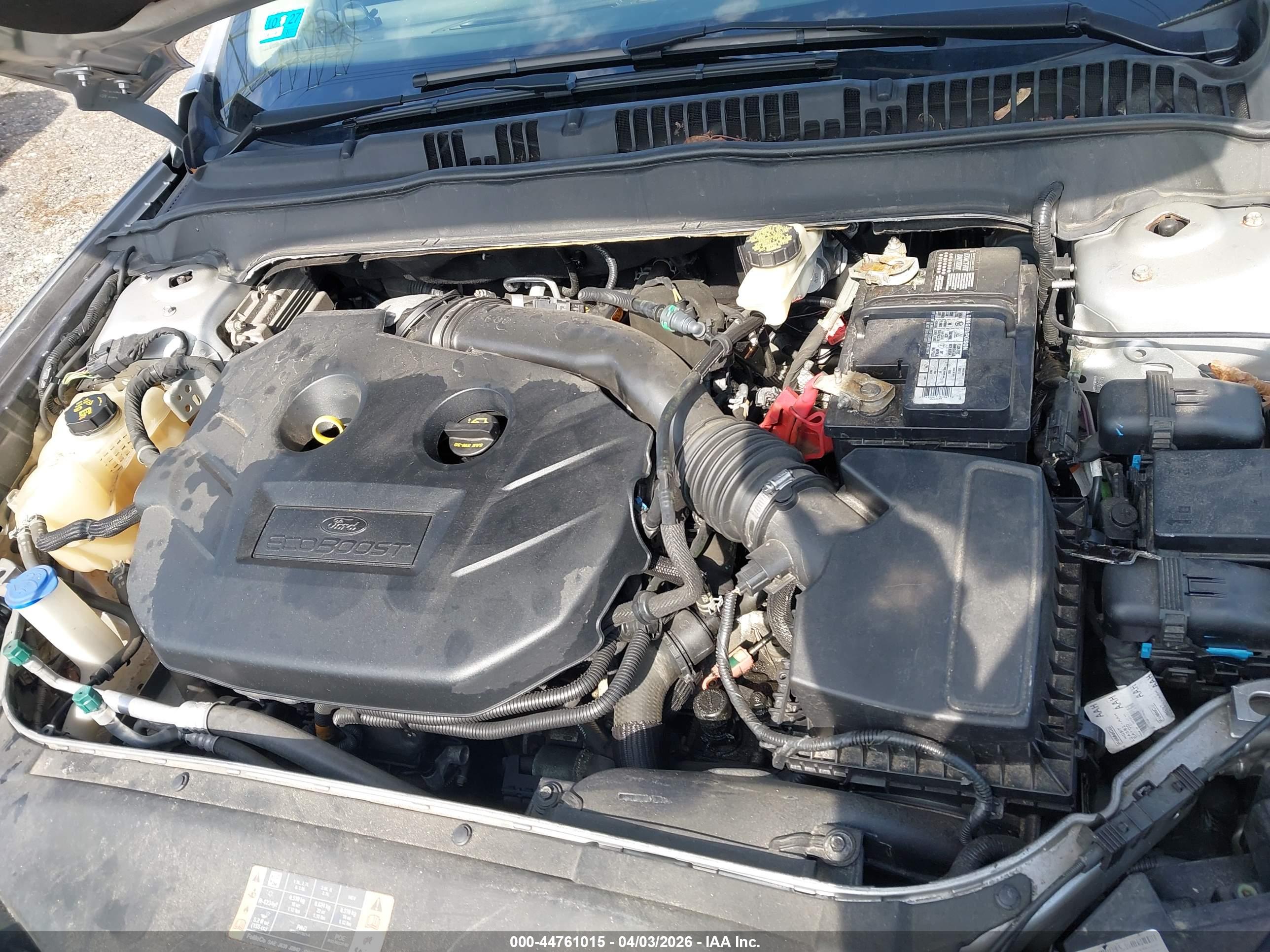 FORD FUSION image 10