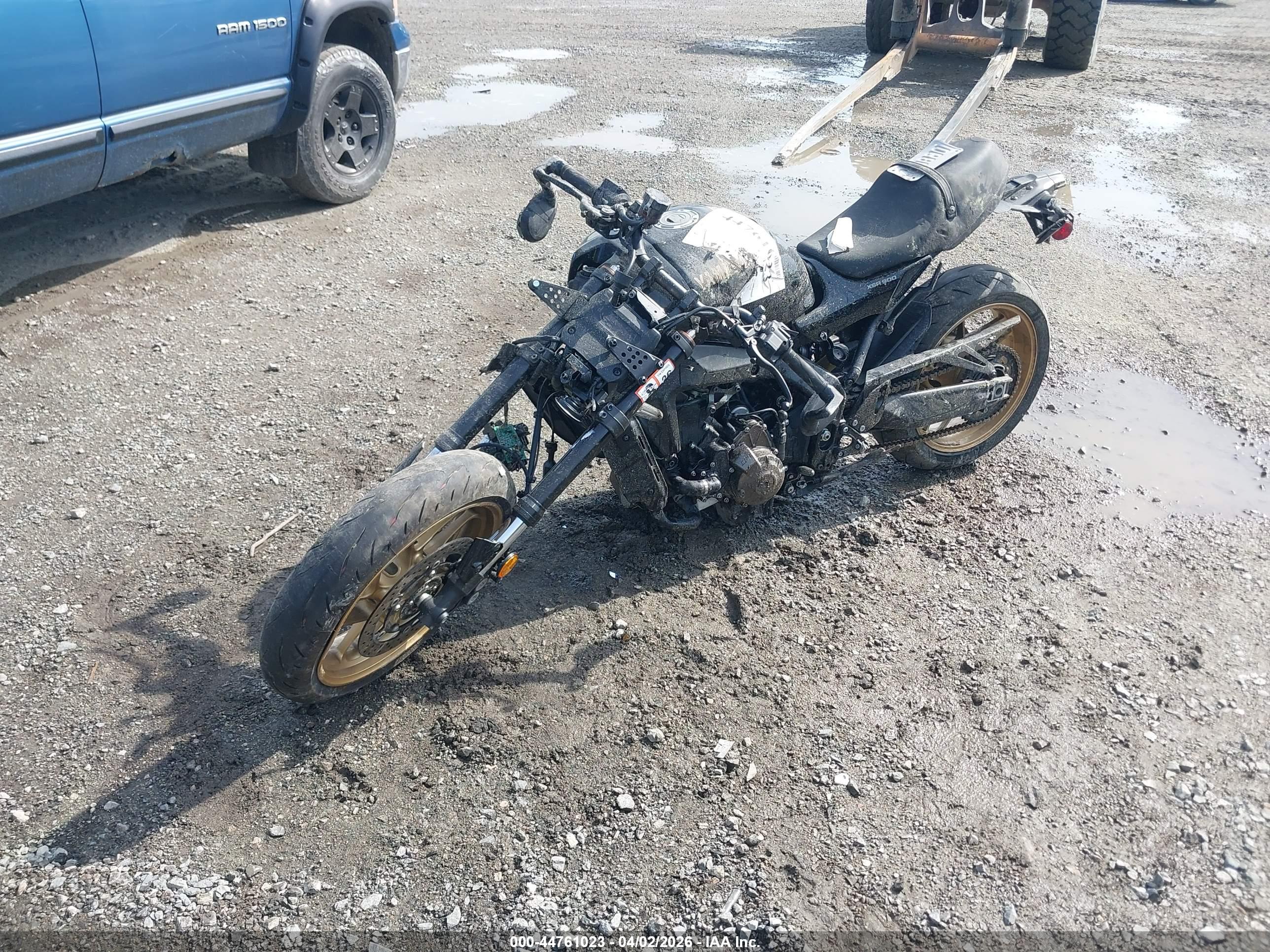 YAMAHA MTM890 image 2