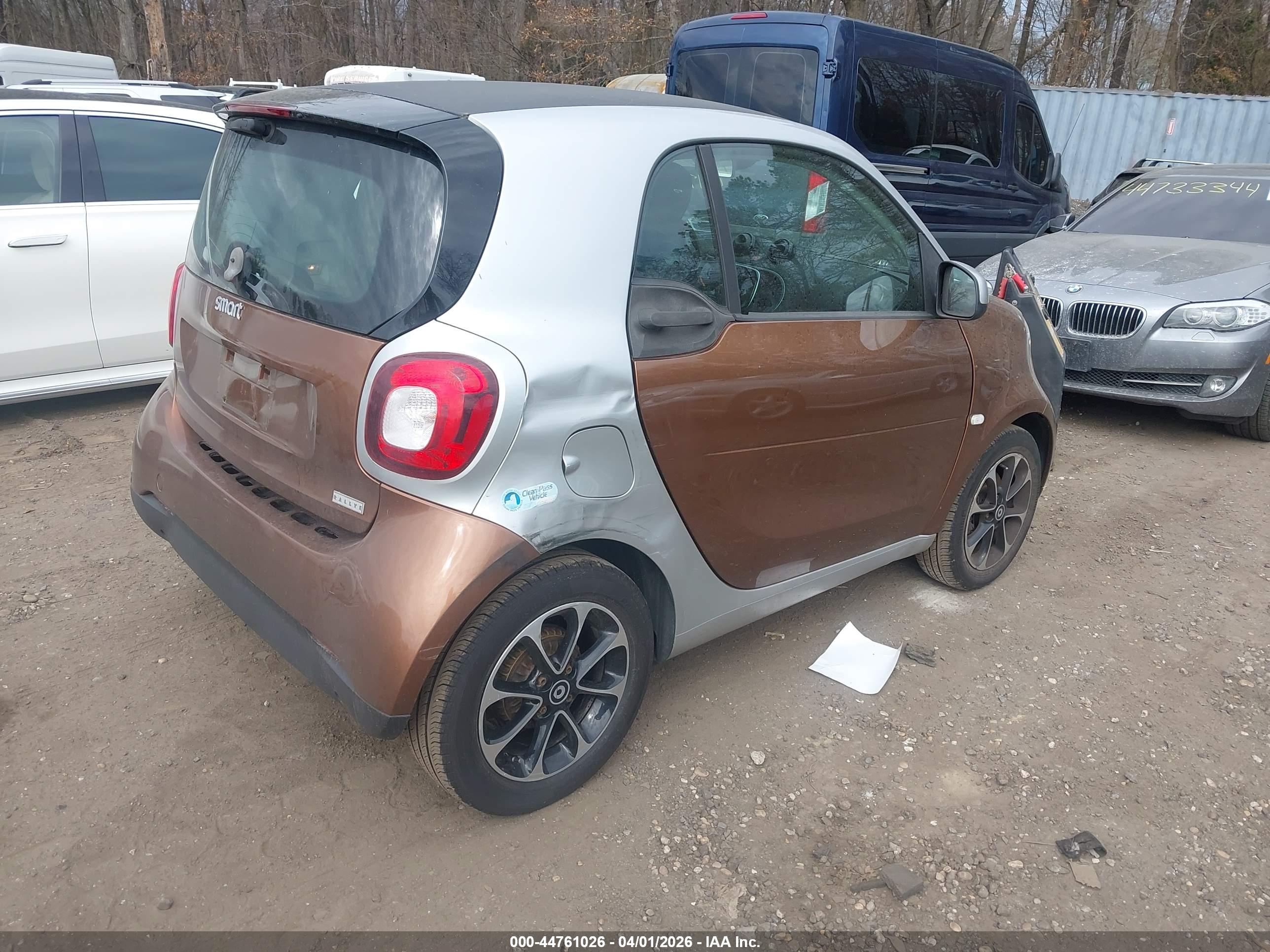 SMART FORTWO image 4