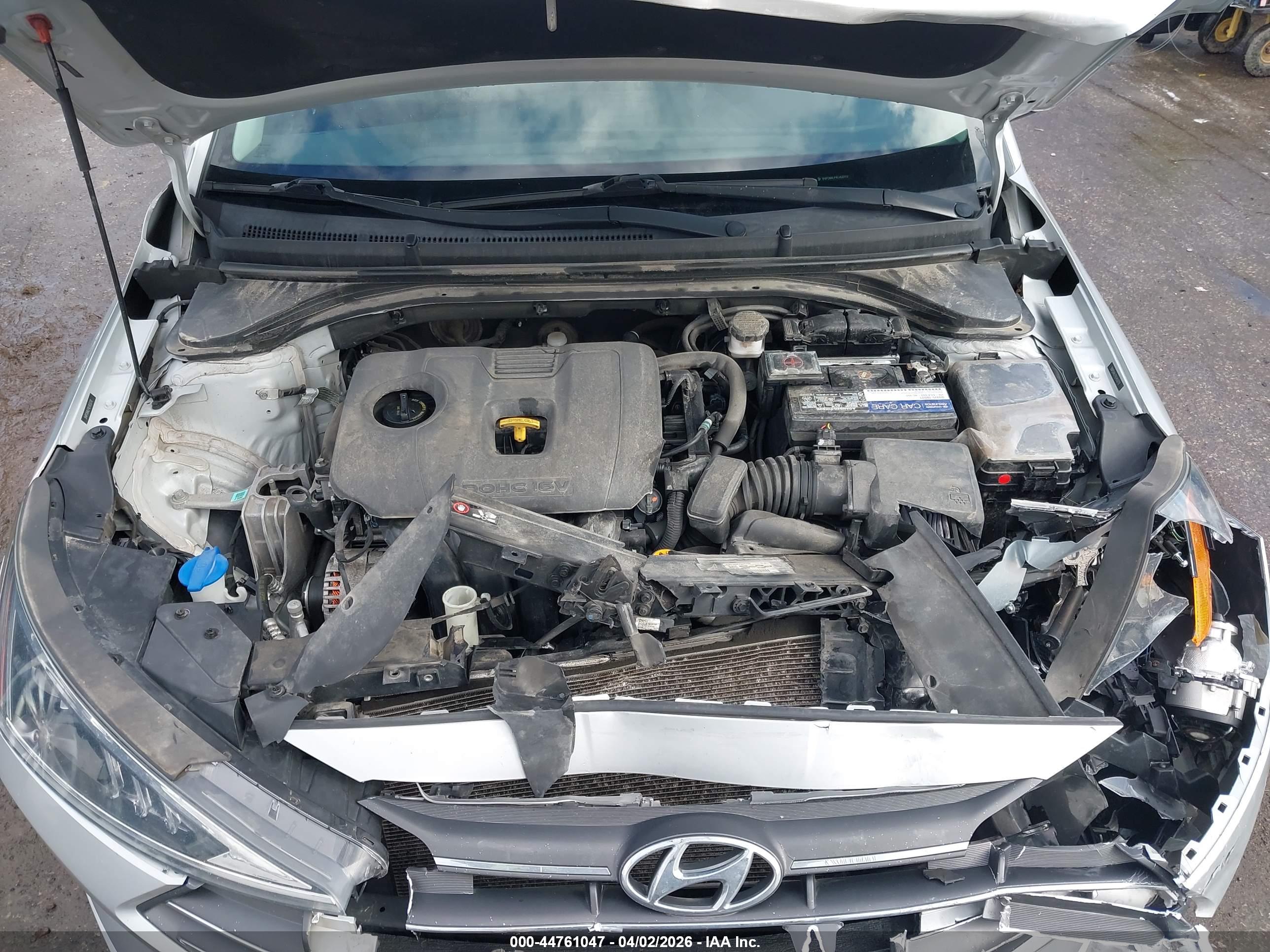 HYUNDAI ELANTRA image 10