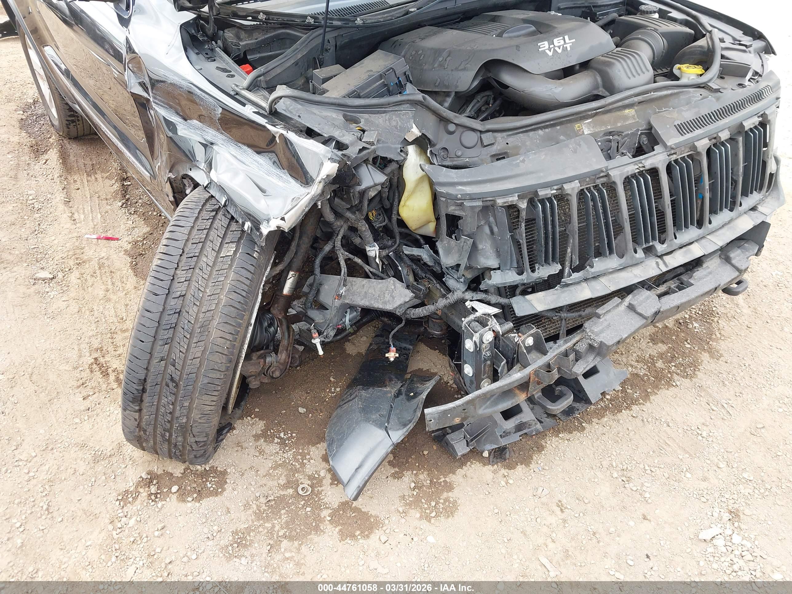 JEEP GRAND image 6