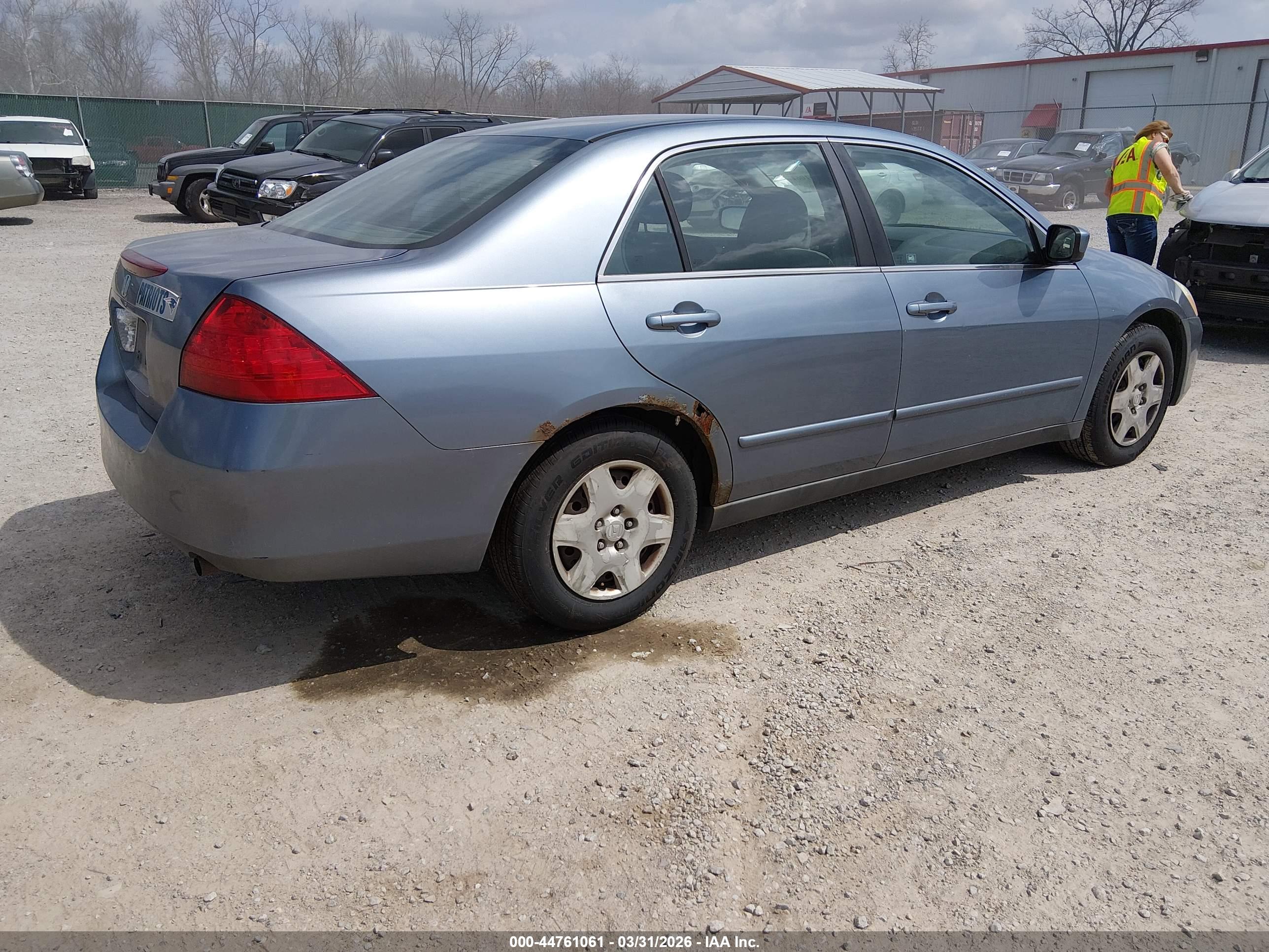 HONDA ACCORD image 4