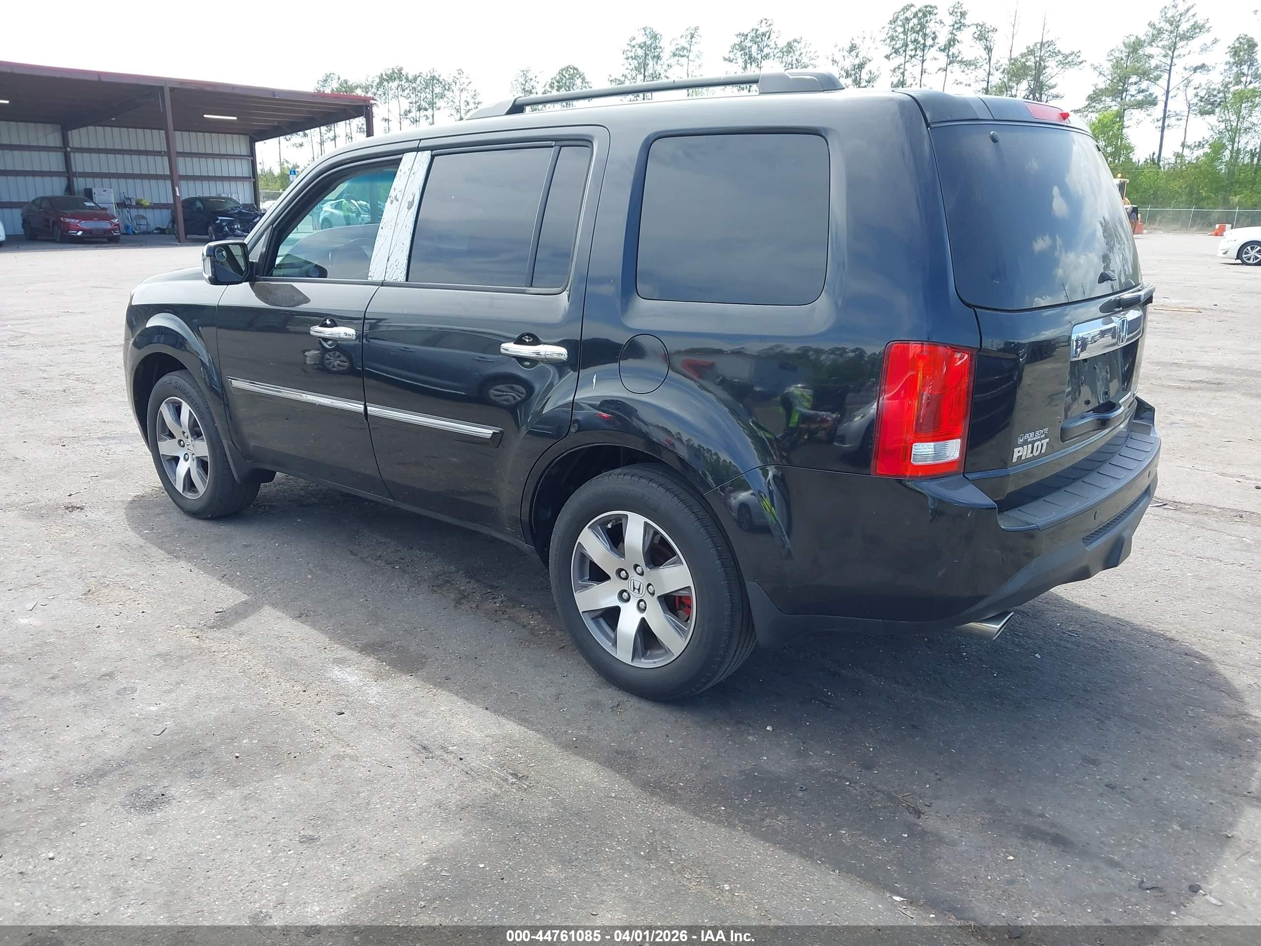 HONDA PILOT image 3